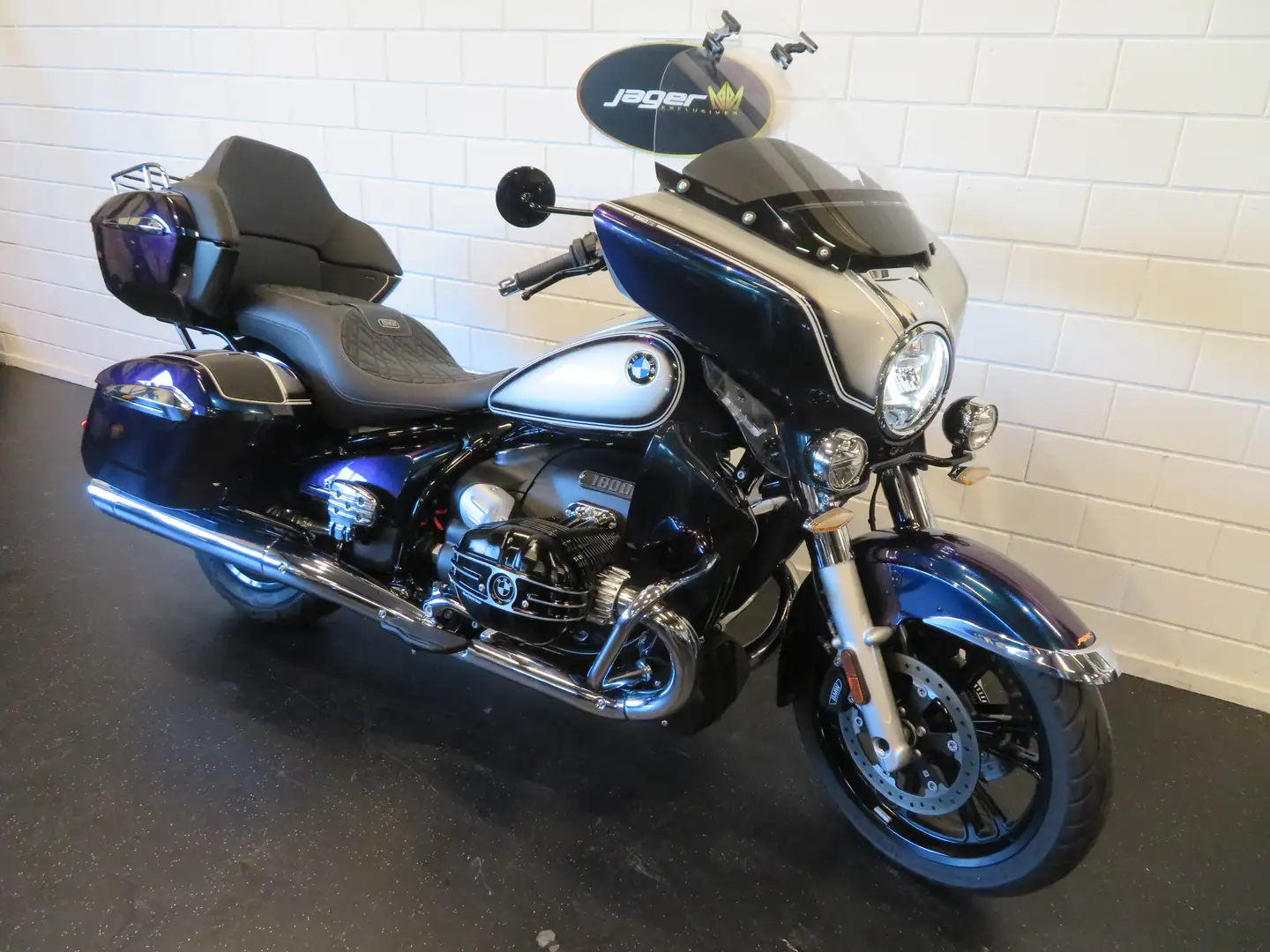 BMW R 18 Transcontinental 719 PERFECT! srebrna - 2