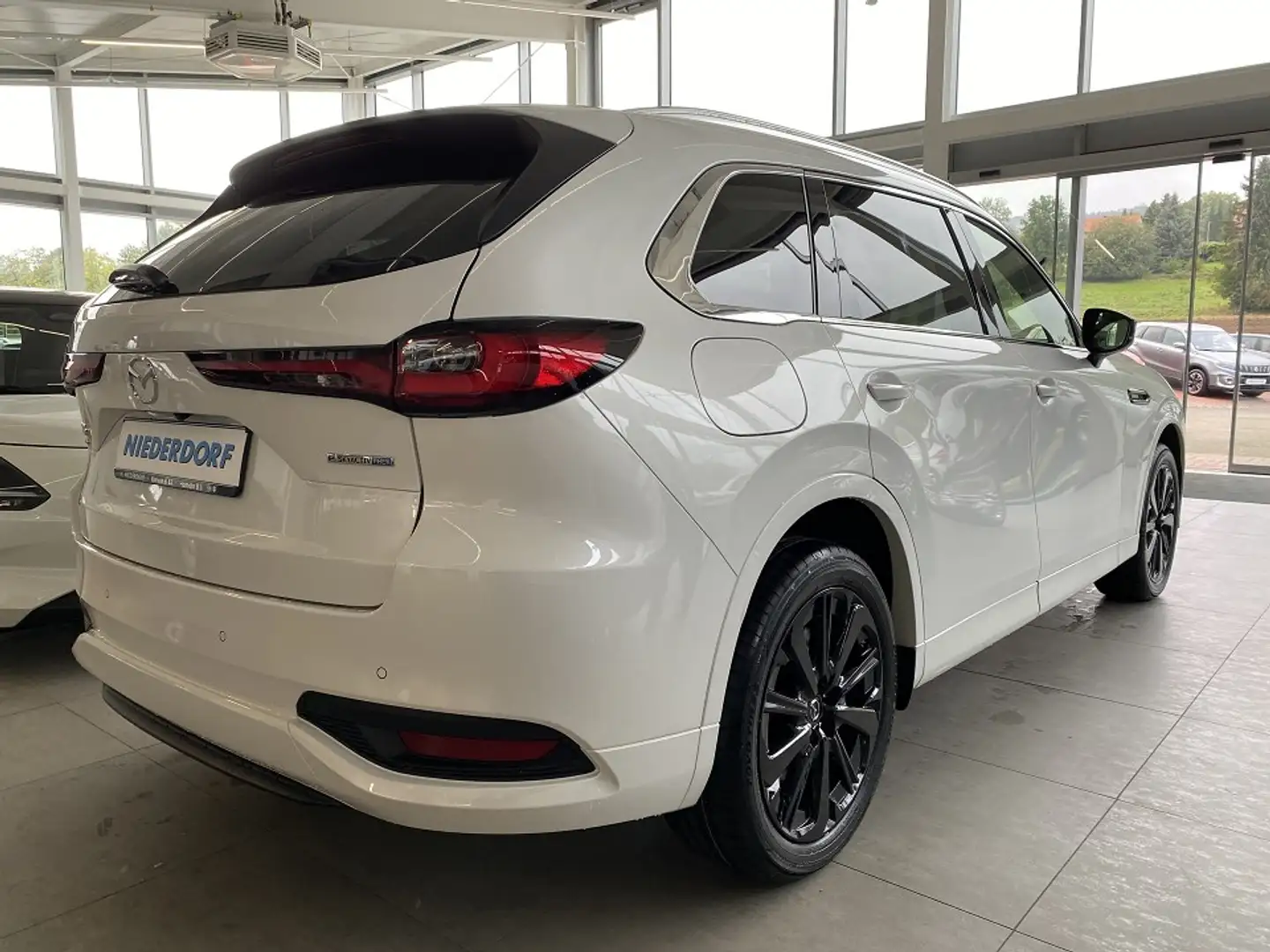 Mazda CX-80 2.5 PHEV Homura Plus 7-Sitzer Panorama, Leder, 360 Weiß - 2