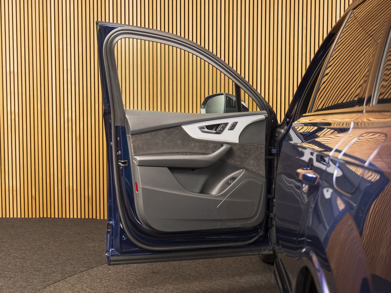 Audi Q7 60 TFSI e quattro S-LINE | MATRIX | CITY | TOUR | — photo 16