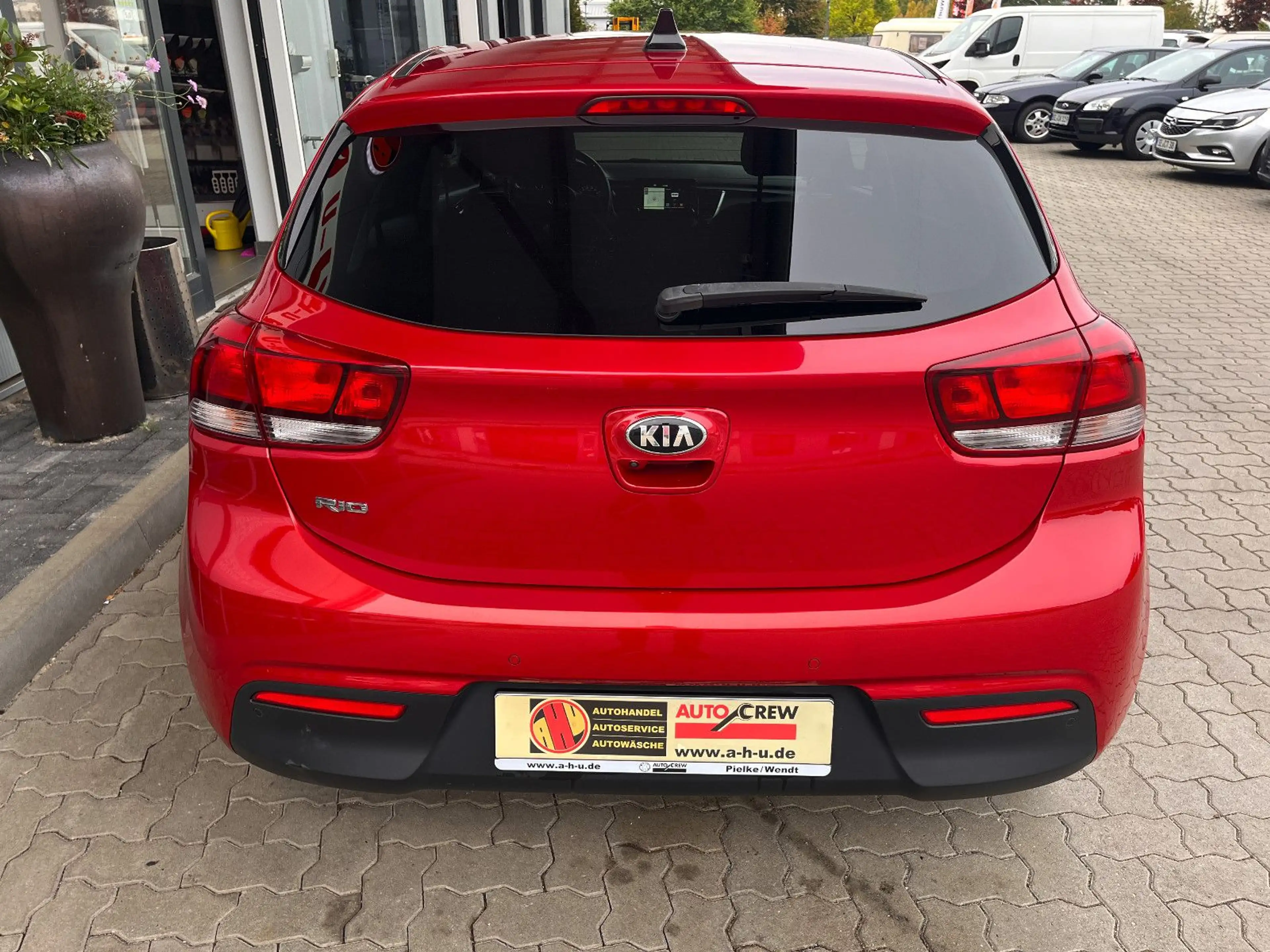 Kia Rio Spirit 1.3 — photo 8