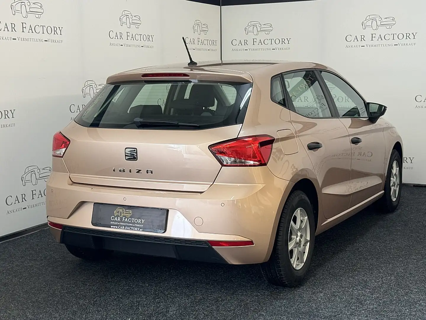 SEAT Ibiza 1,0 Reference Mauve - 2
