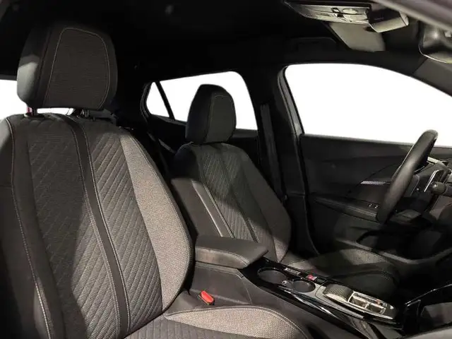 Peugeot 2008 view 16