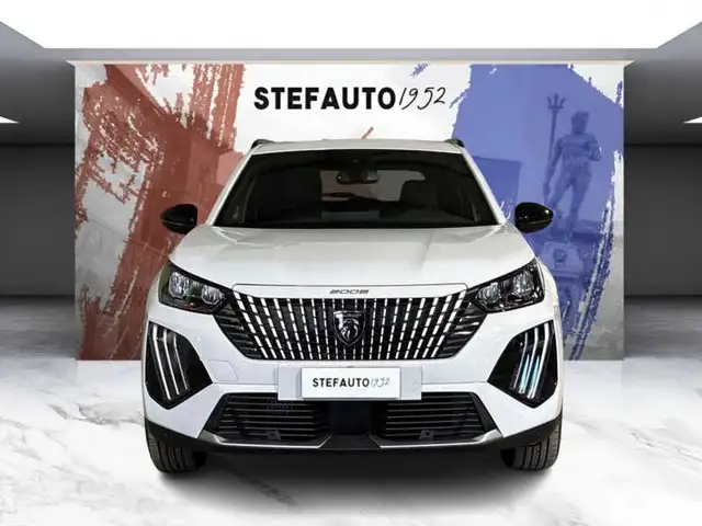 Peugeot 2008 view 2
