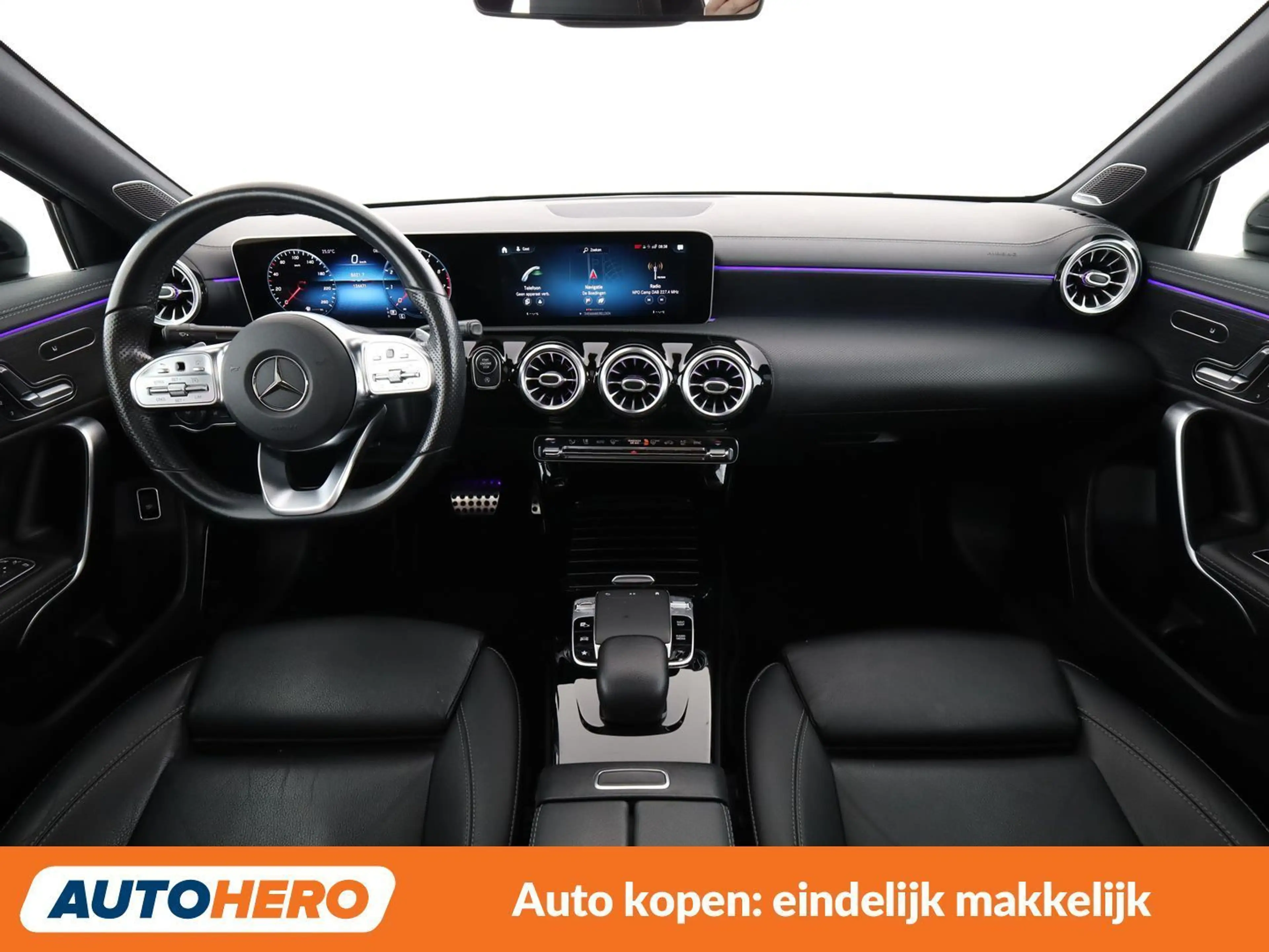 Mercedes-Benz A 220 A 220 AMG Line — photo 12