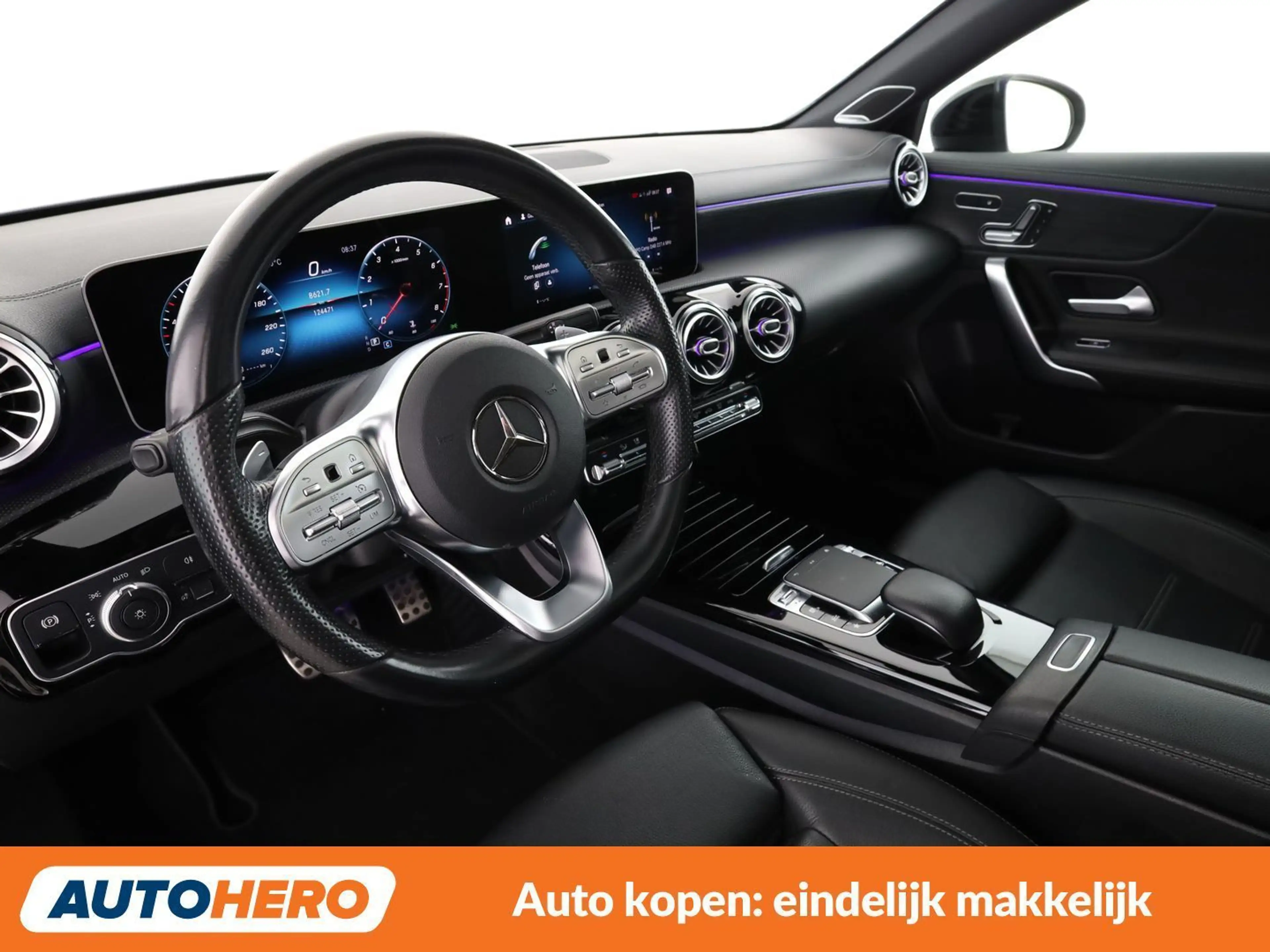Mercedes-Benz A 220 A 220 AMG Line — photo 11