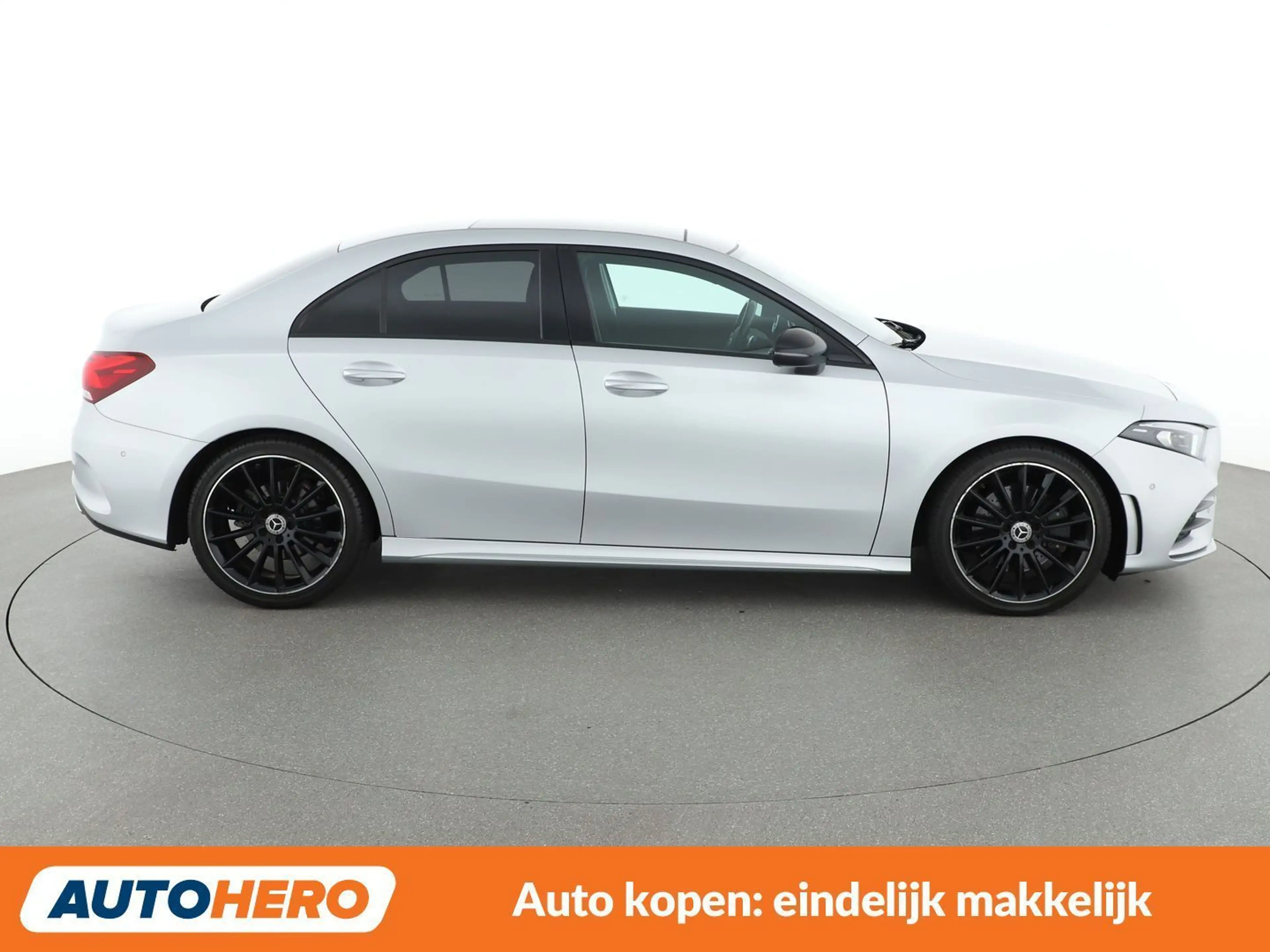 Mercedes-Benz A 220 A 220 AMG Line — photo 7