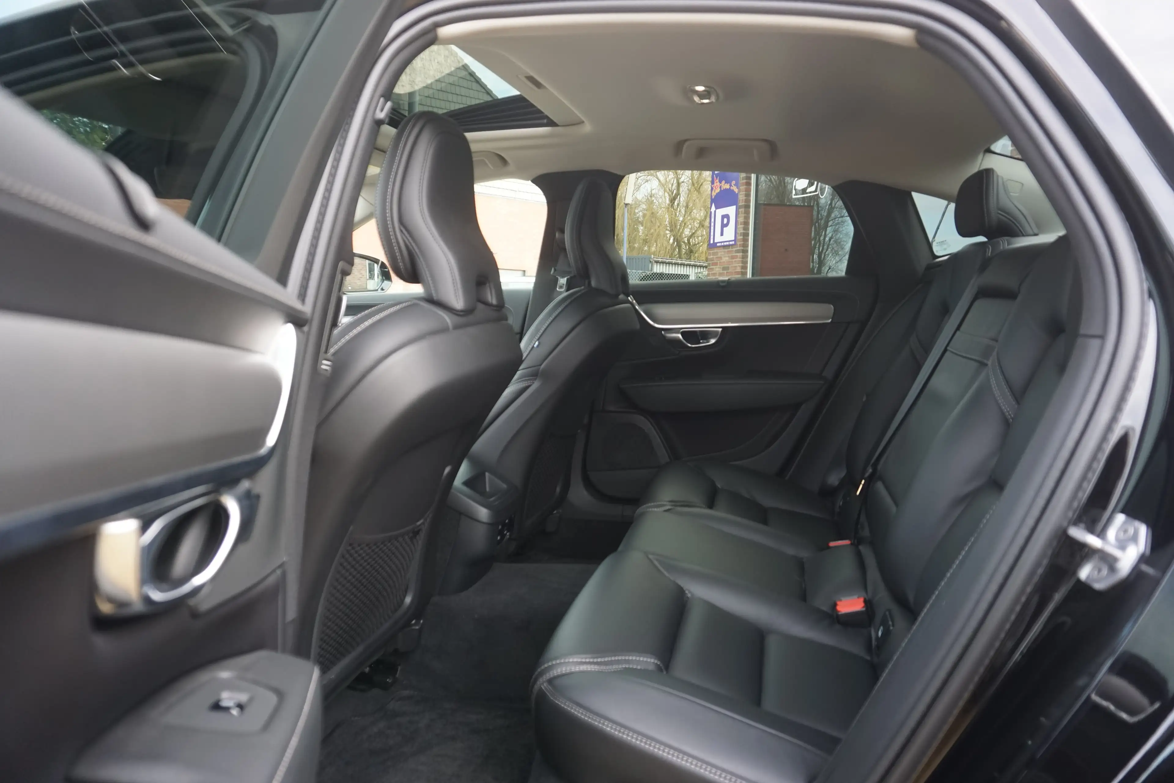 Volvo S90 2.0 D4 Inscription COCKPIT PANO CAM NAVI HARMAN — photo 11