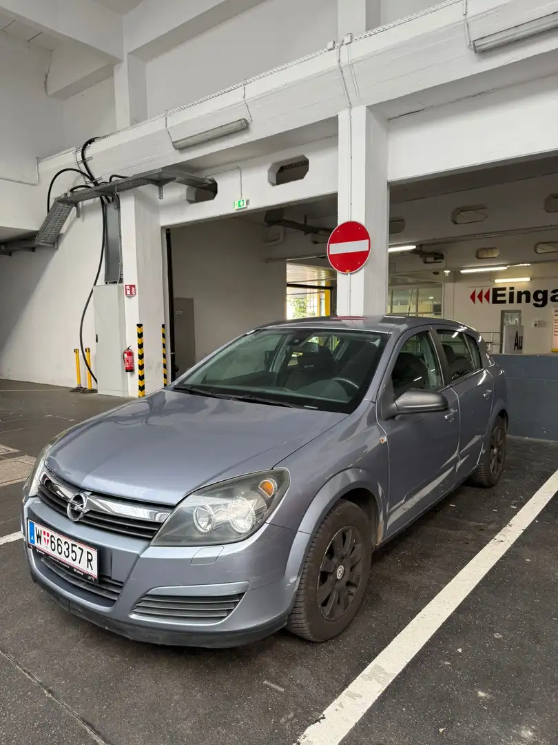 Opel Astra Astra H Grau - 2