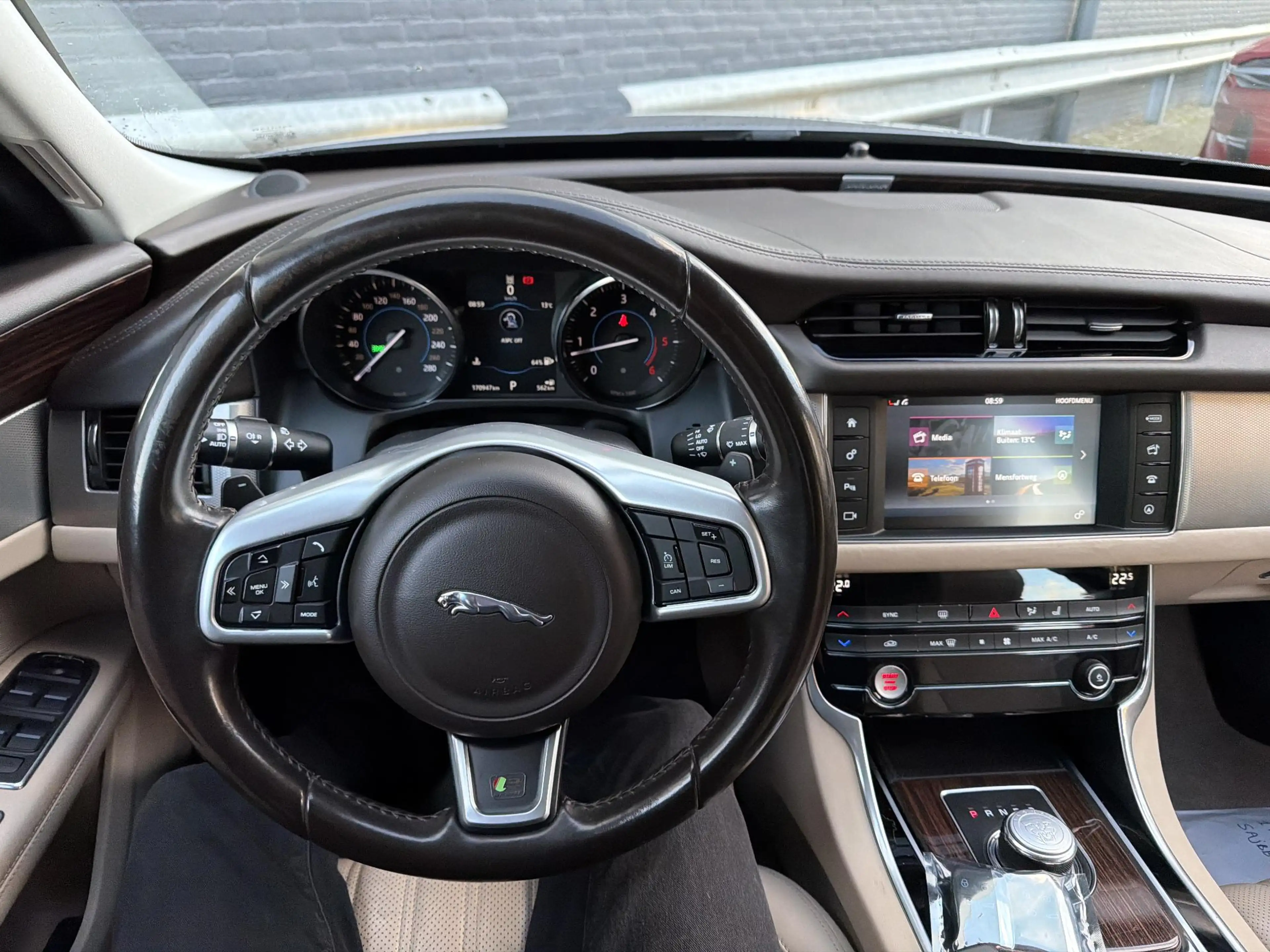 Jaguar XF 2.0D 120KW Aut. Pure | € 5.300,- NETTO! | Camera | — photo 9