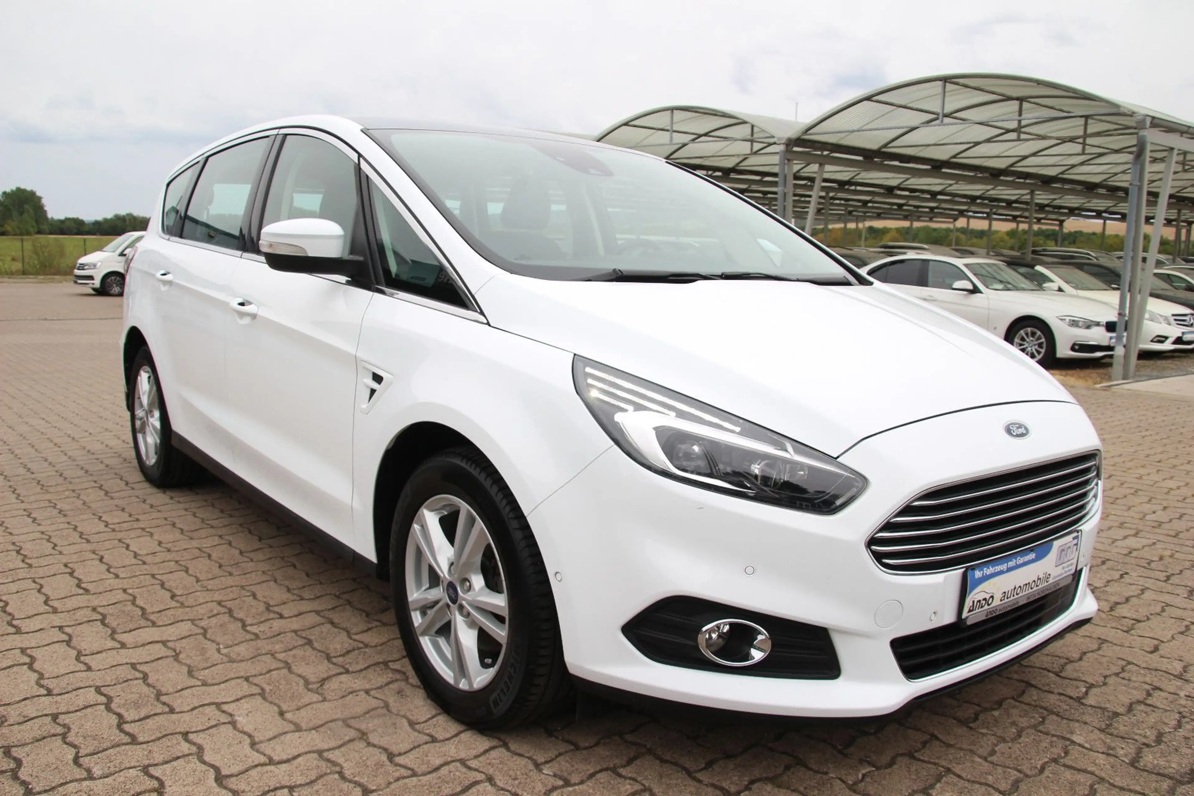 Ford S-Max 1.5 Titanium 7Sitzer LED/Pano/Keyless/Cam — photo 4