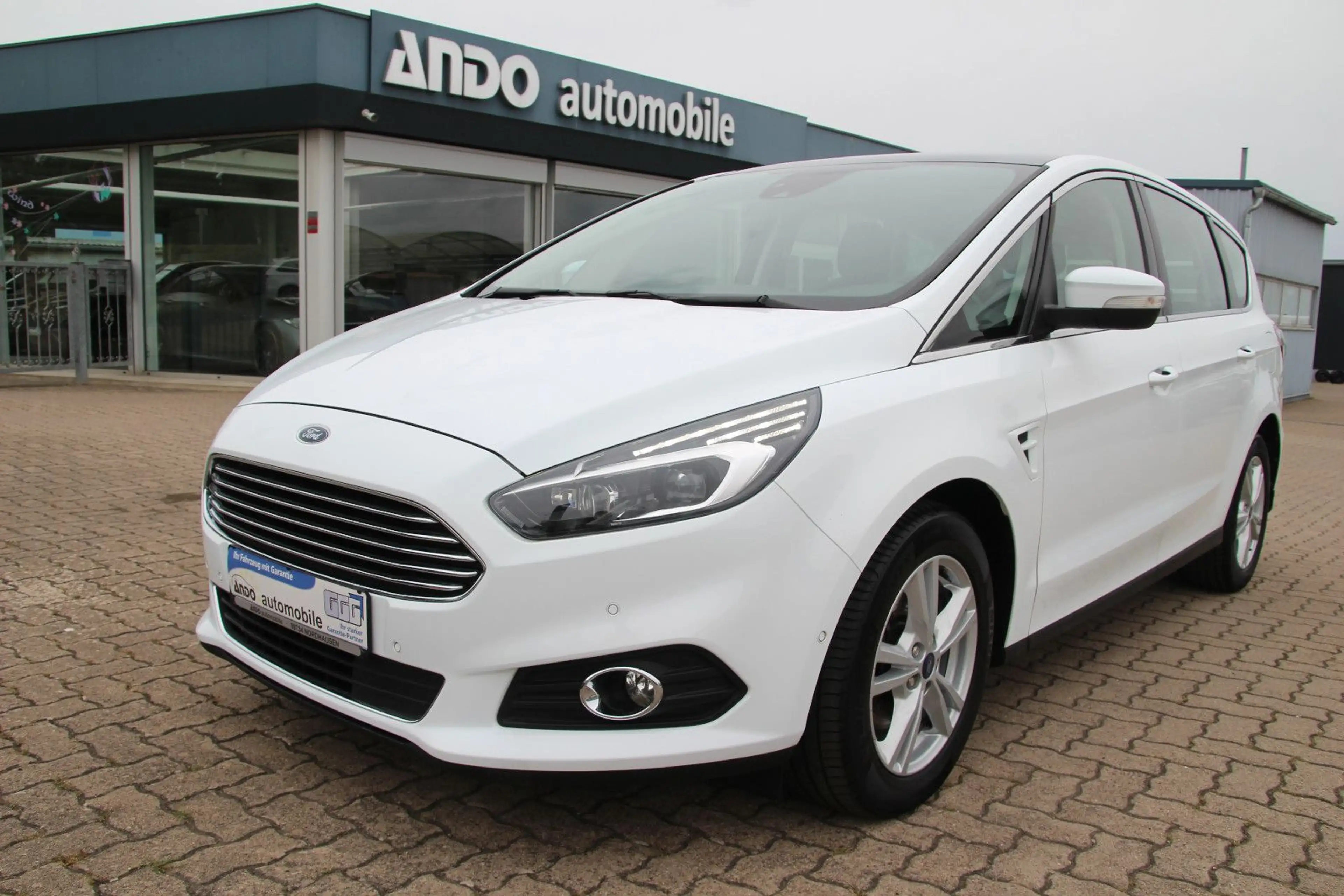 Ford S-Max 1.5 Titanium 7Sitzer LED/Pano/Keyless/Cam
