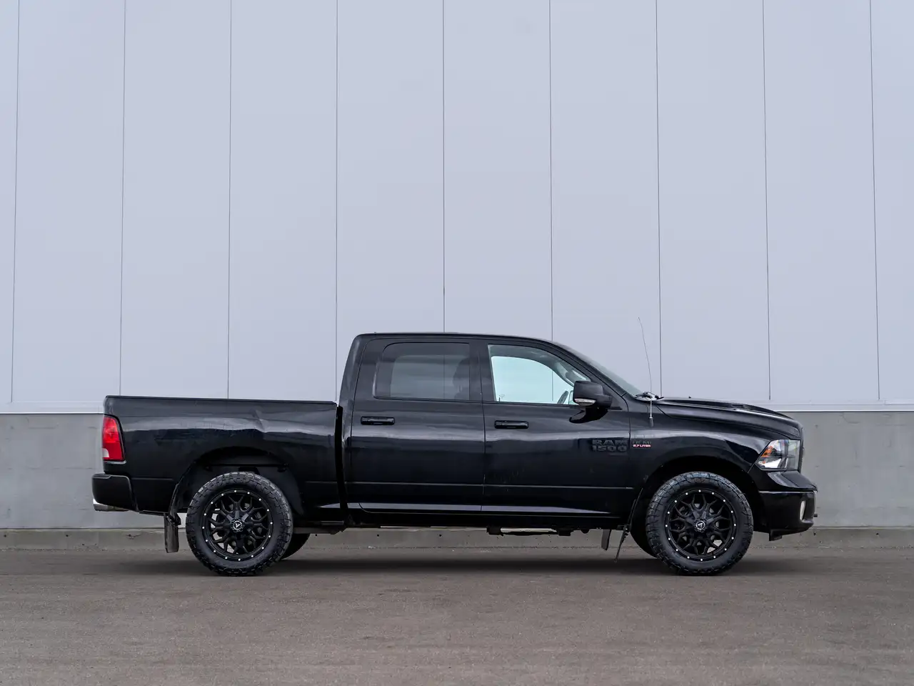 RAM 1500 photo RAM 1500