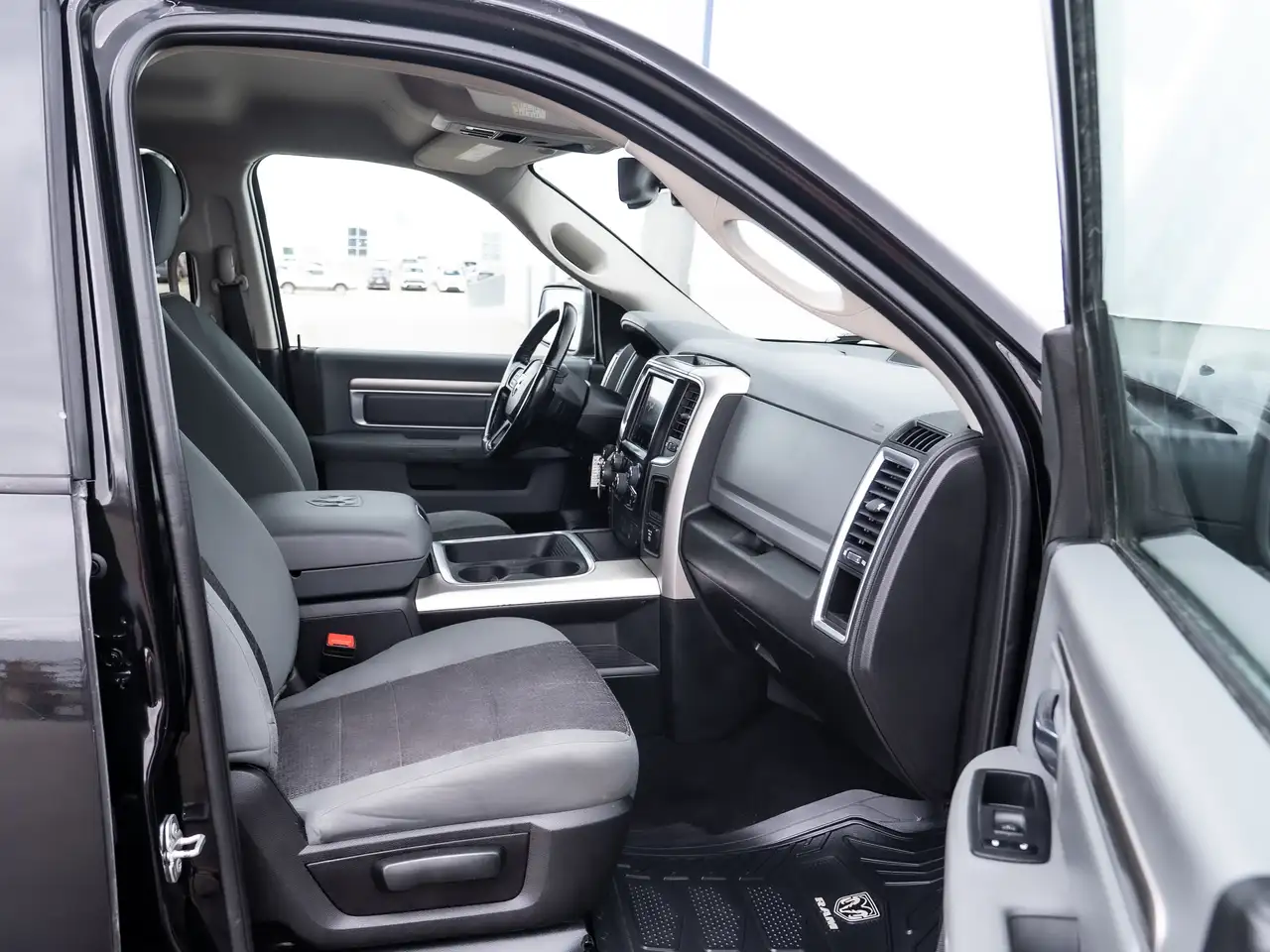 RAM 1500 photo RAM 1500