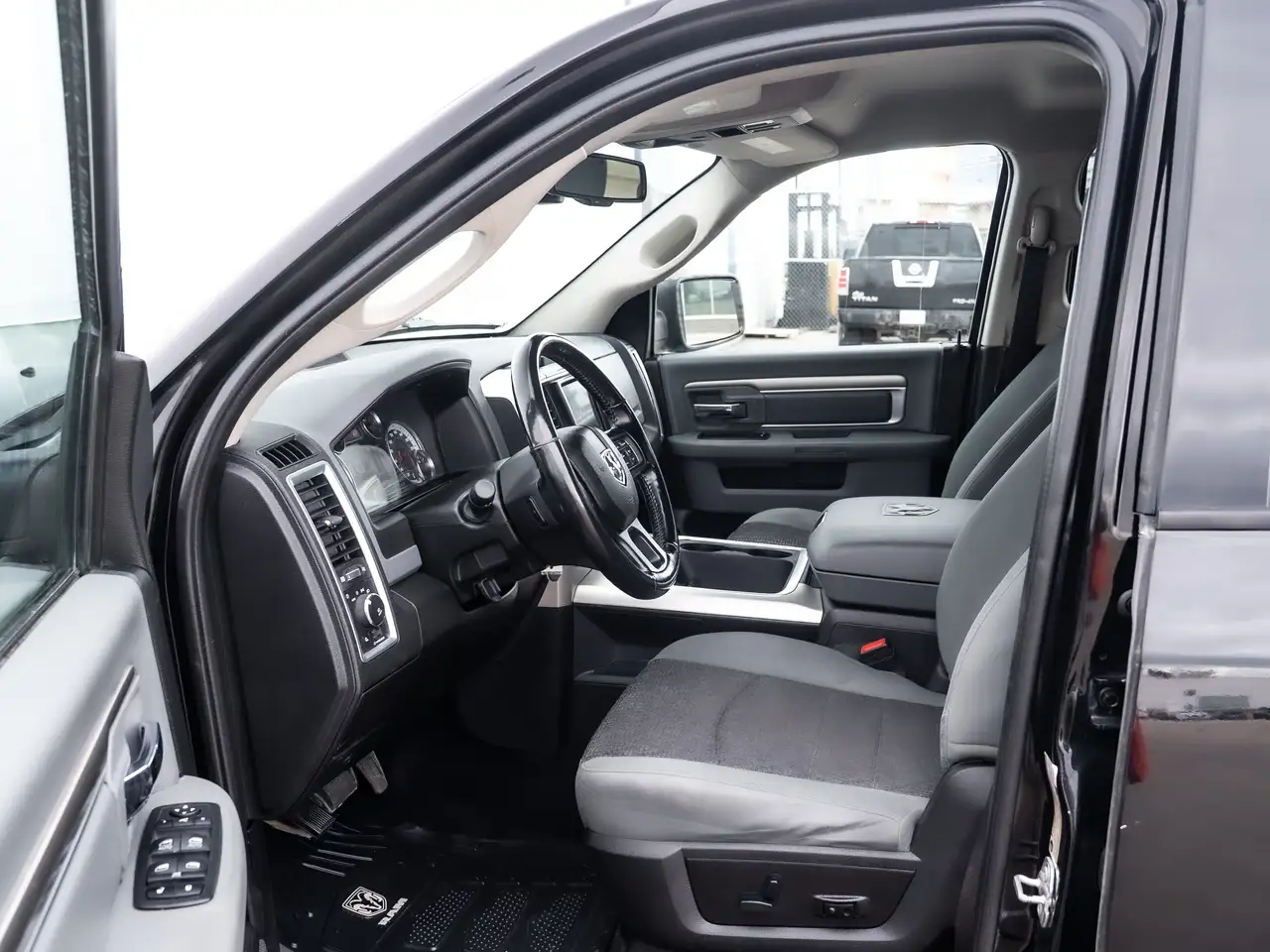 RAM 1500 photo RAM 1500