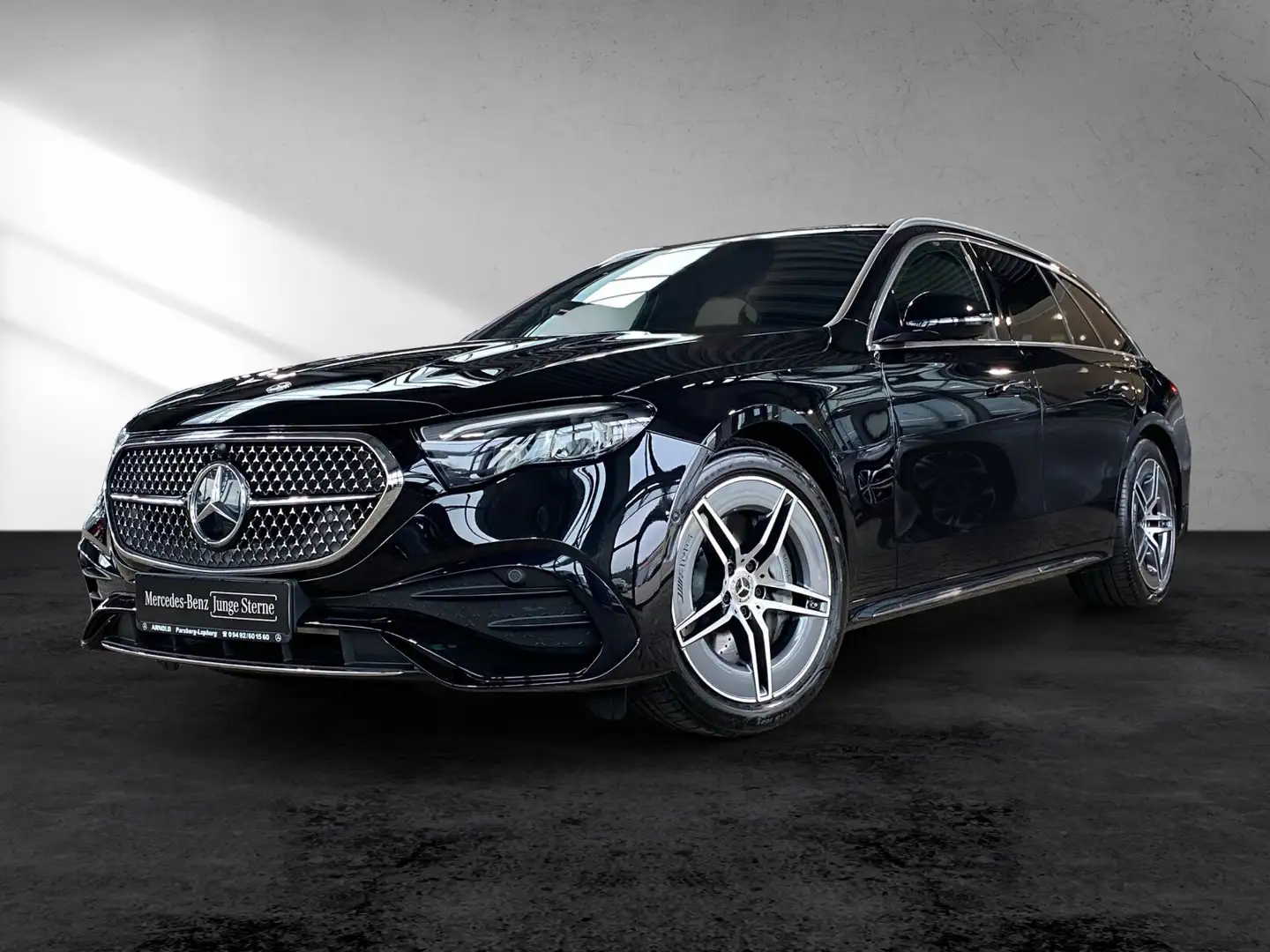 Mercedes-Benz E 300 E 300 T de 4M AMG Line Distr Kamera Totw WinterP Schwarz - 2