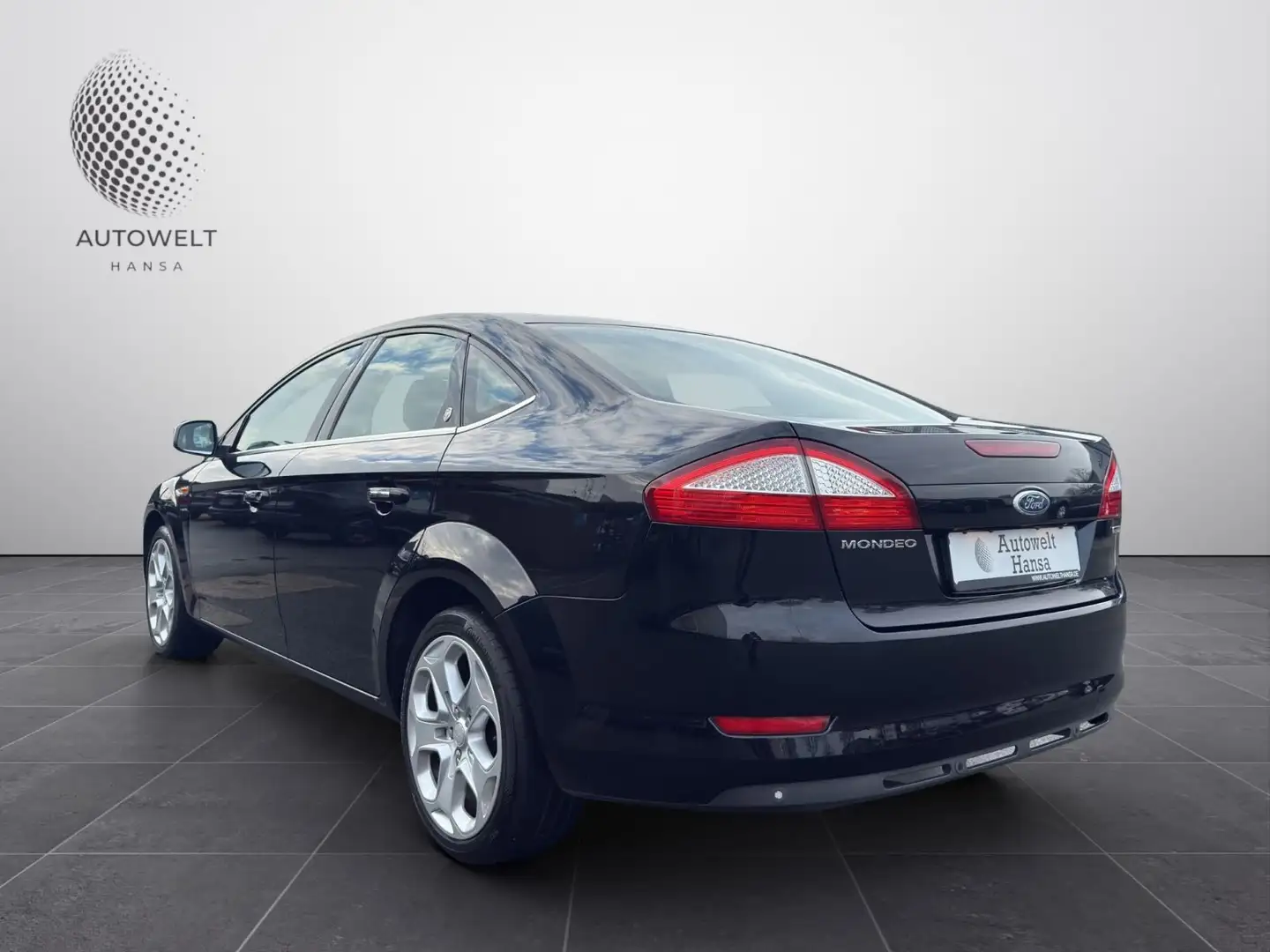 Ford Mondeo Lim. Ghia X/1.HD/LEDER/MEMORY/NAVI/140PS/ Schwarz - 2