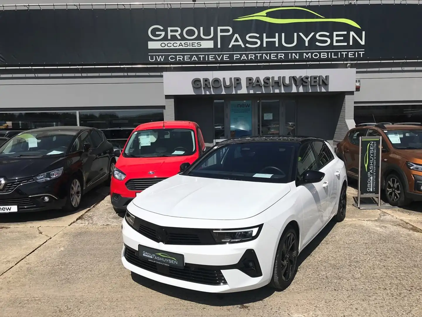 Opel Astra Turbo Start/Stop 1.2cc 130pk Blanc - 1