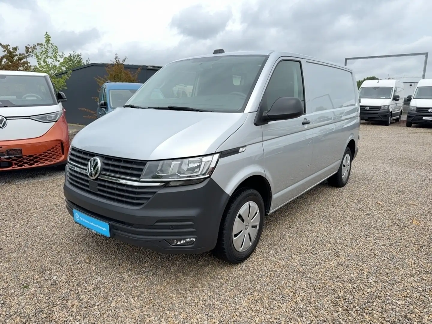Volkswagen T6.1 Transporter Kasten TDi DSG AHK Navi AUT Argintiu - 2