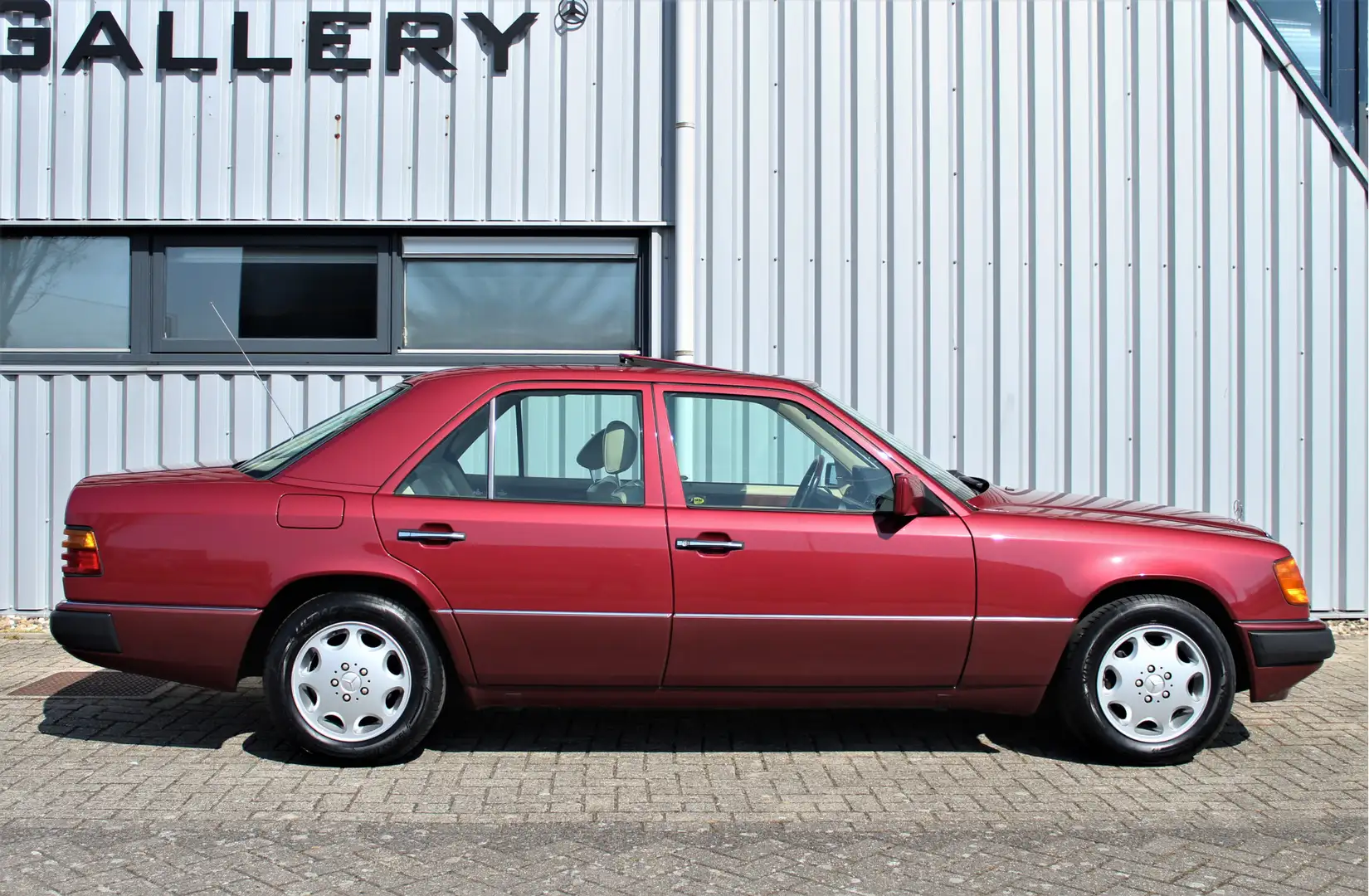 Mercedes-Benz 500 200-500 (W124) 300 E Automaat Airco 156649km Rouge - 2