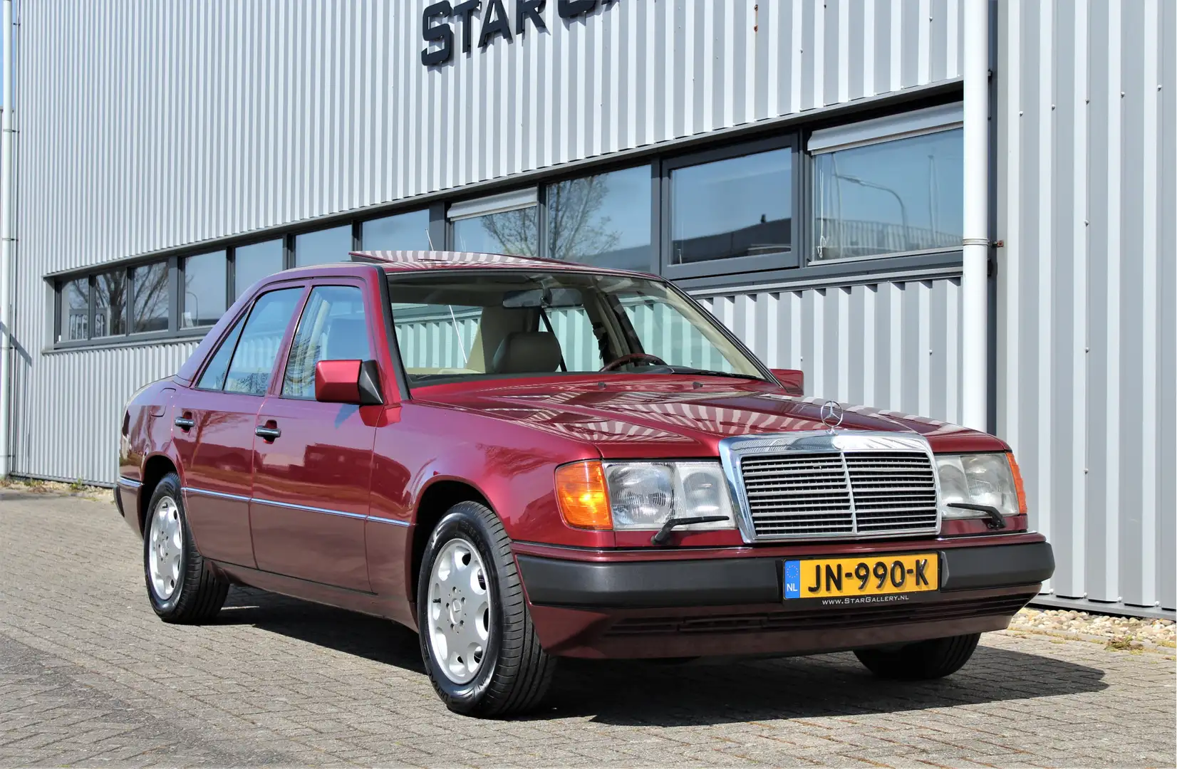 Mercedes-Benz 500 200-500 (W124) 300 E Automaat Airco 156649km Rouge - 1