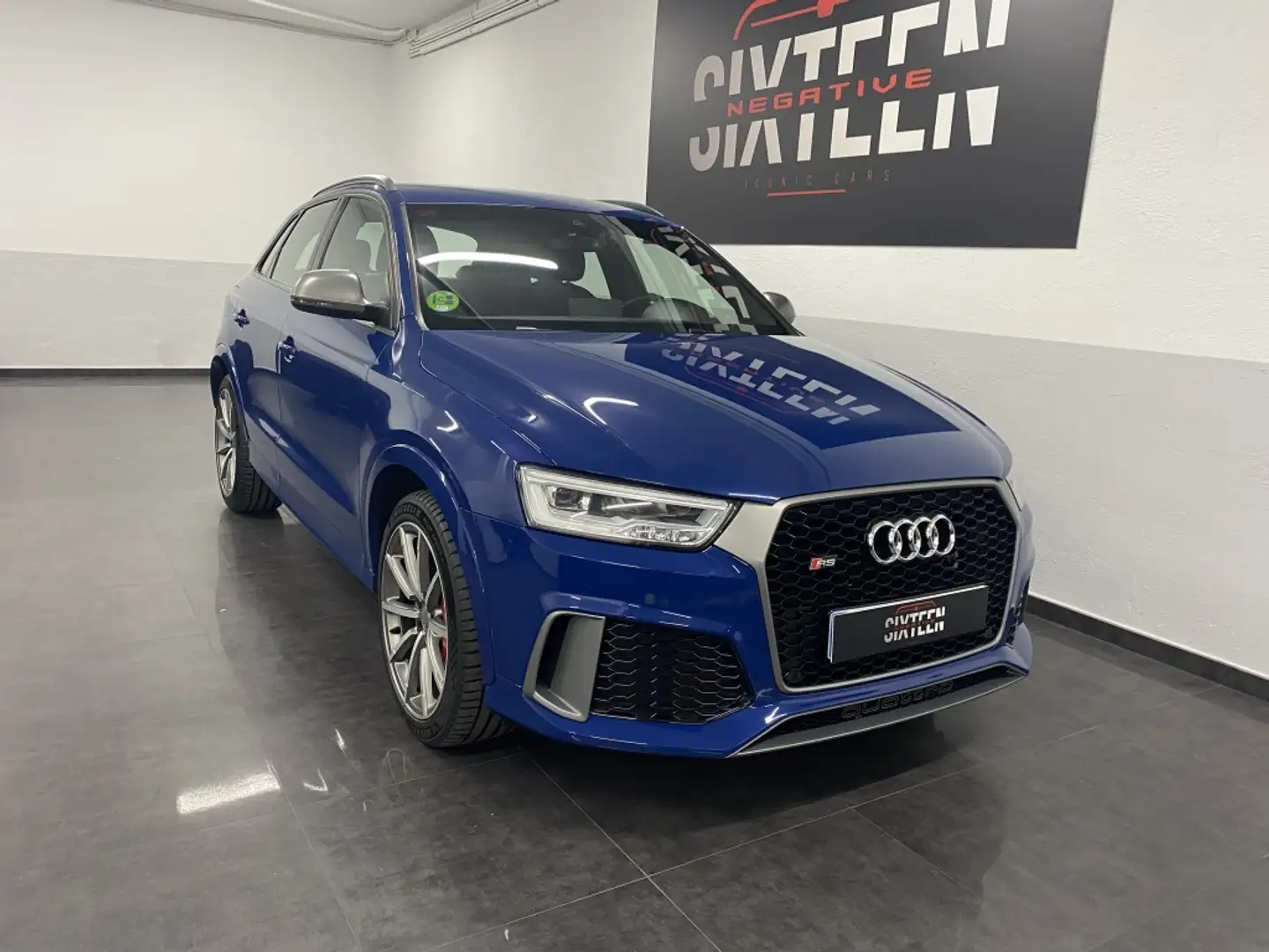 Audi RS Q3 2.5 TFSI Performance quattro S-T 270kW Bleu - 2