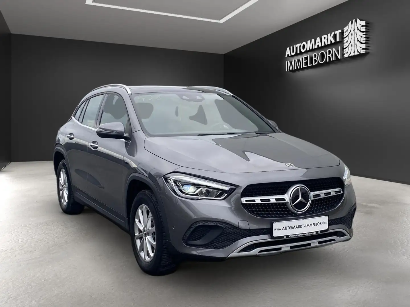 Mercedes-Benz GLA 250 e Kamera*Pano*LED*Distro*Leder*DAB*1Hand Gris - 2