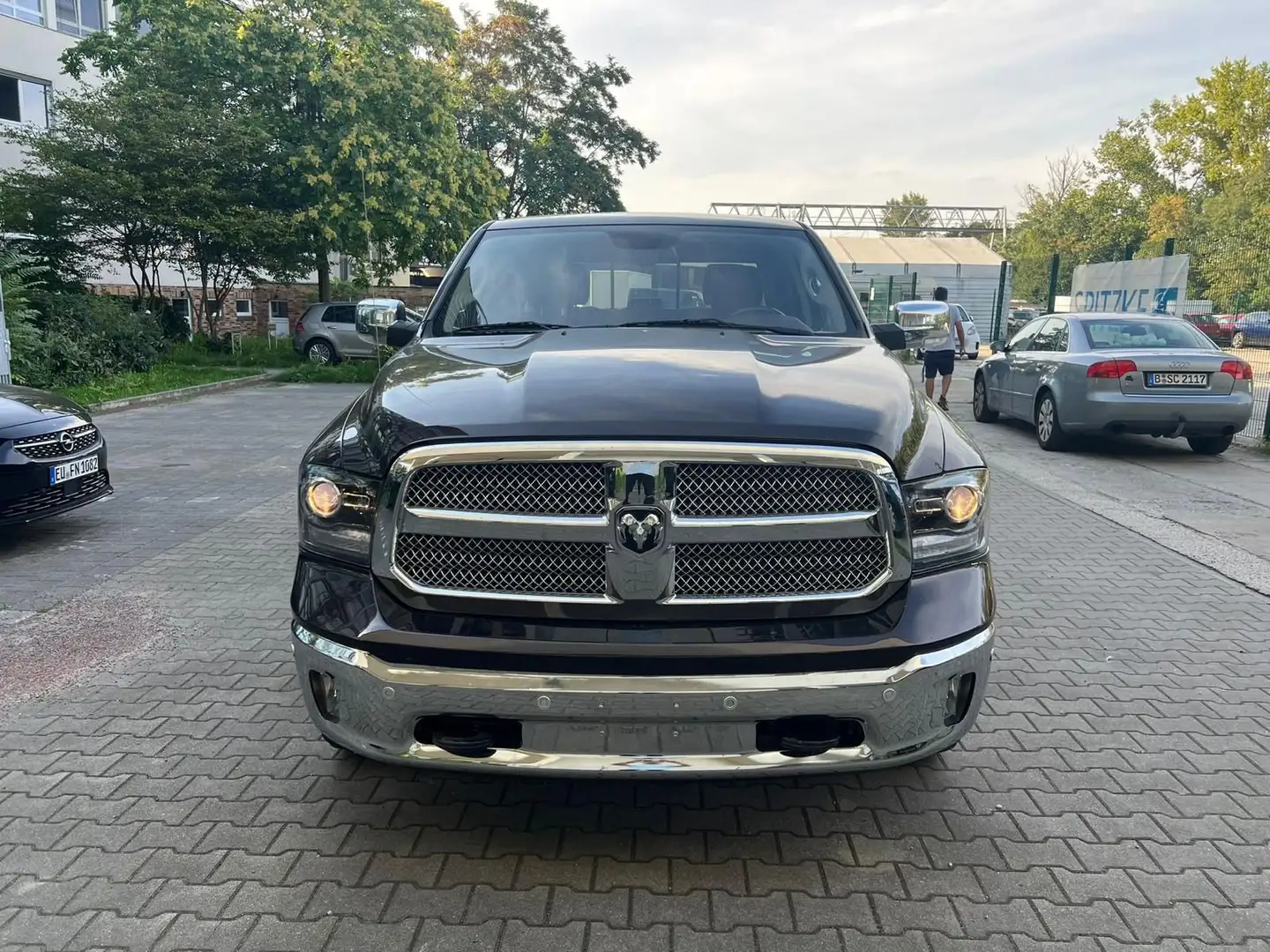 Dodge RAM Longhorn , 4x4 ,5.7 Hemi,Crew Cab, Braun - 2