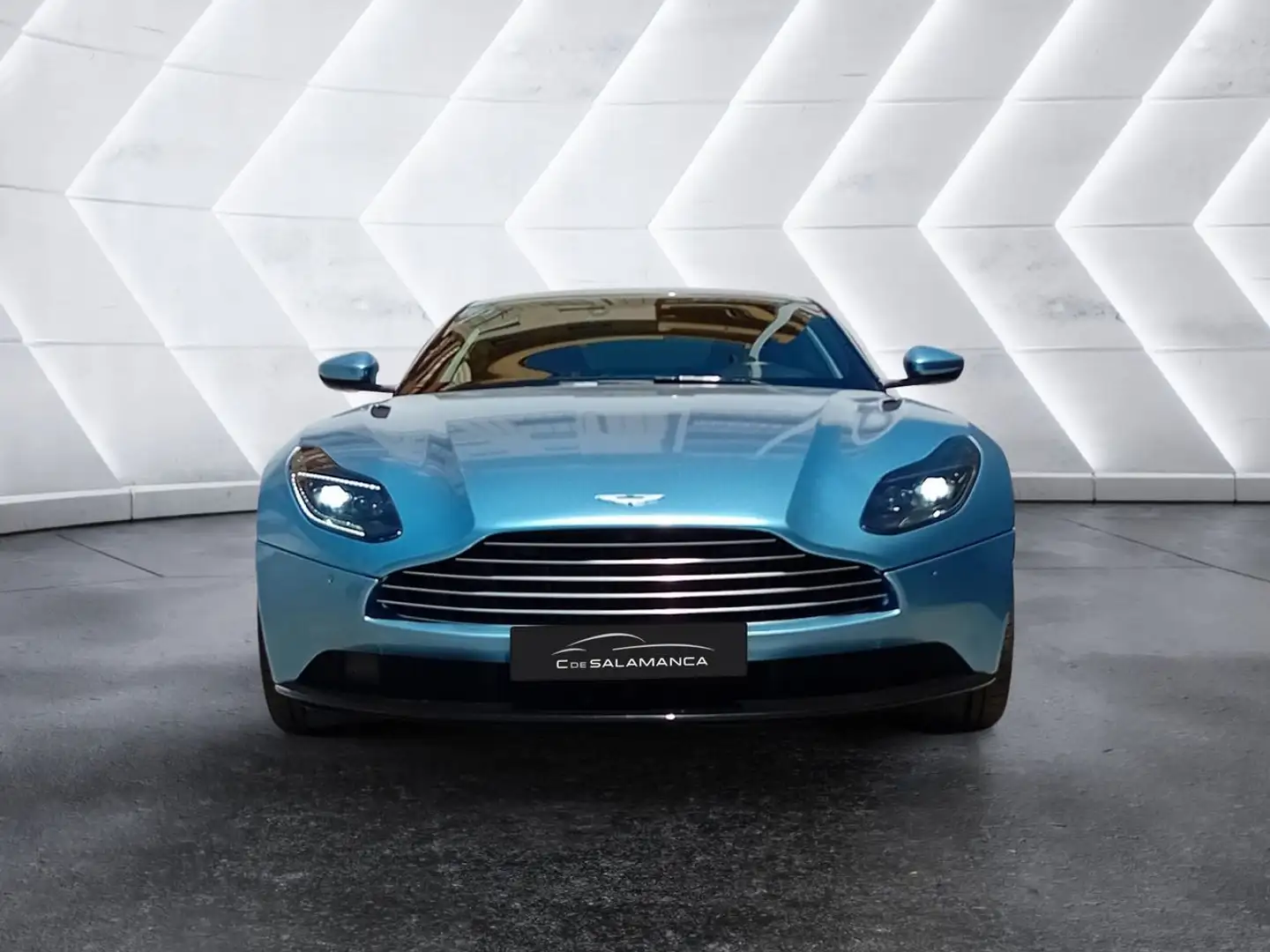 Aston Martin DB11 4.0 V8 Albastru - 2