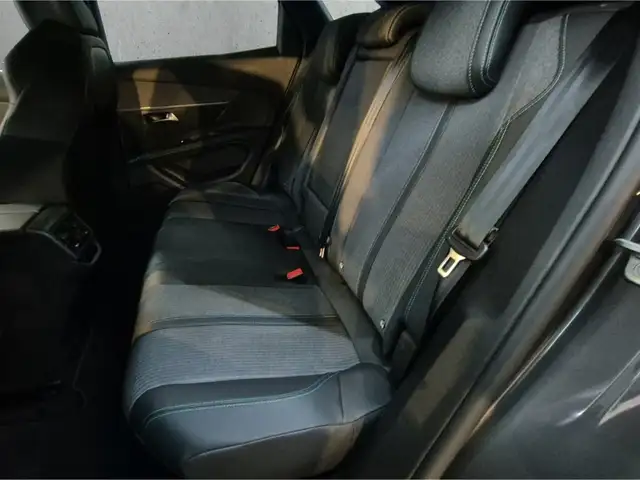 Peugeot 3008 view 8