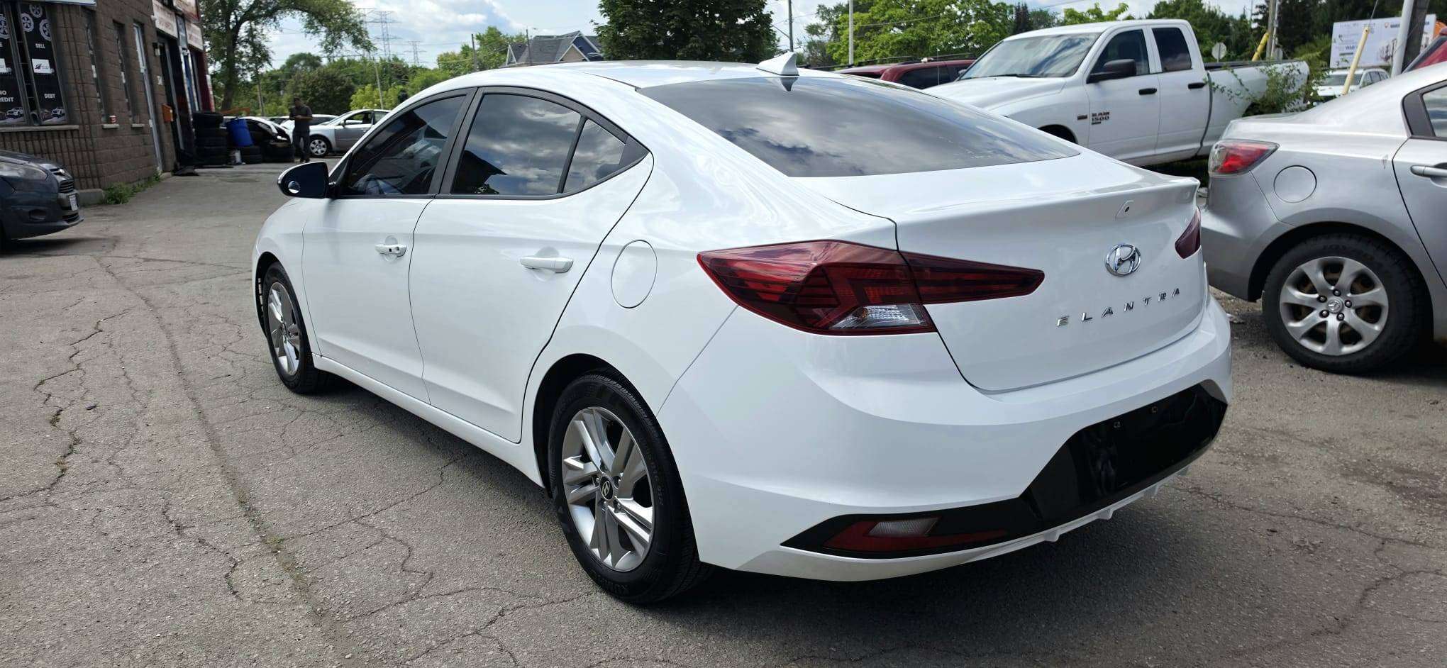 2019 Hyundai Elantra Preferred — снимка 1