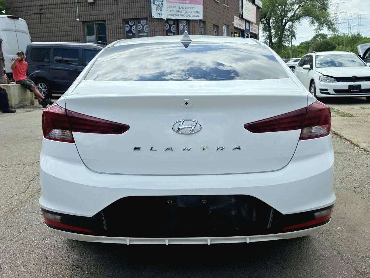 2019 Hyundai Elantra Preferred — снимка 1