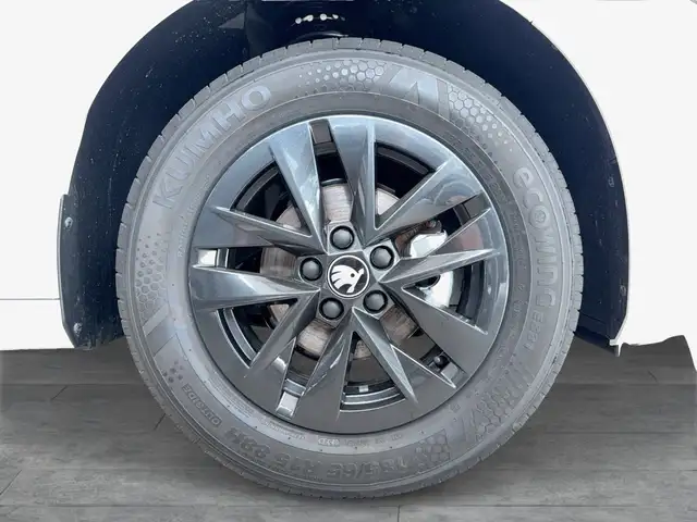 Skoda Fabia view 5