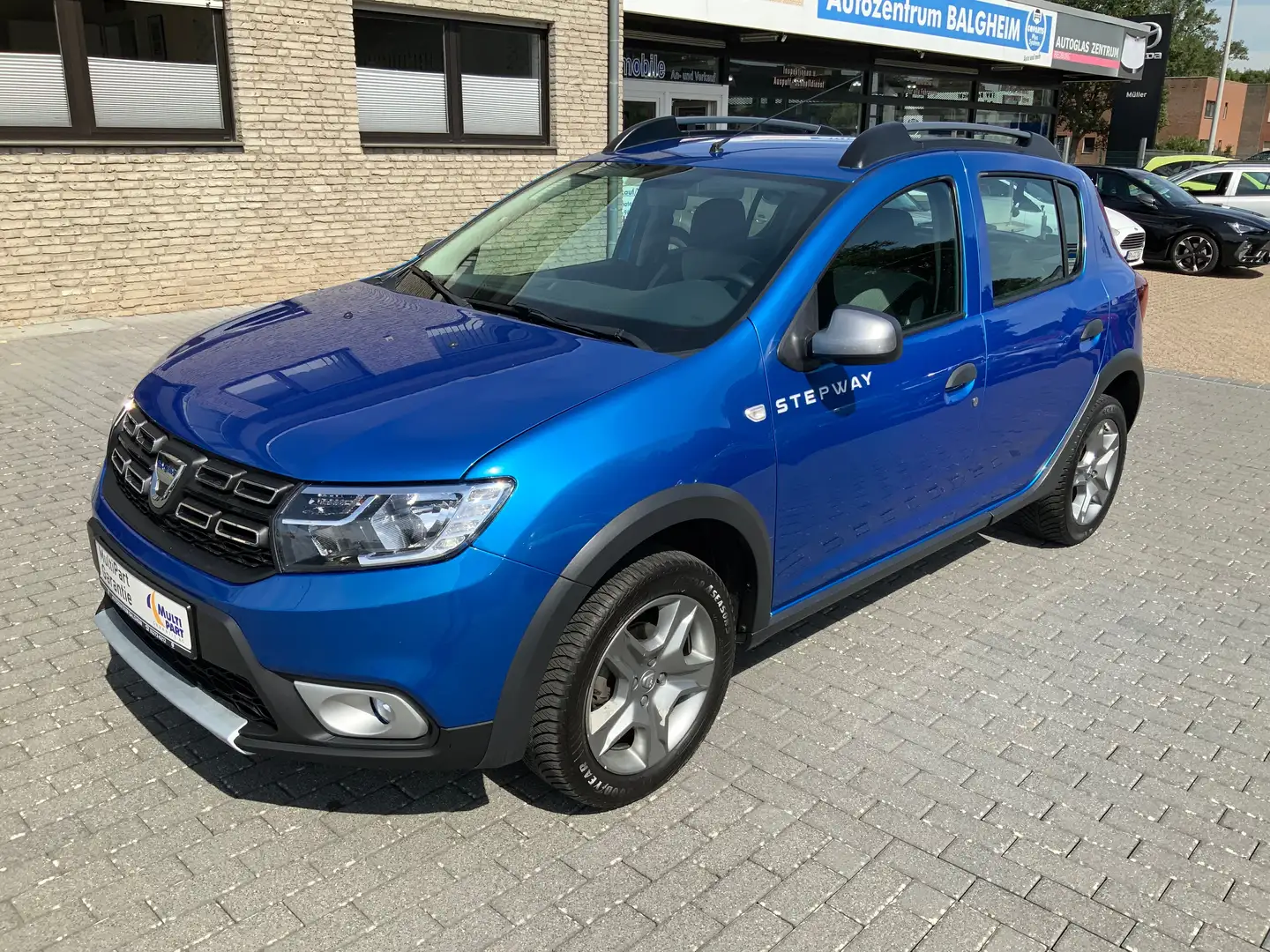 Dacia Sandero Stepway Prestige Blau - 1