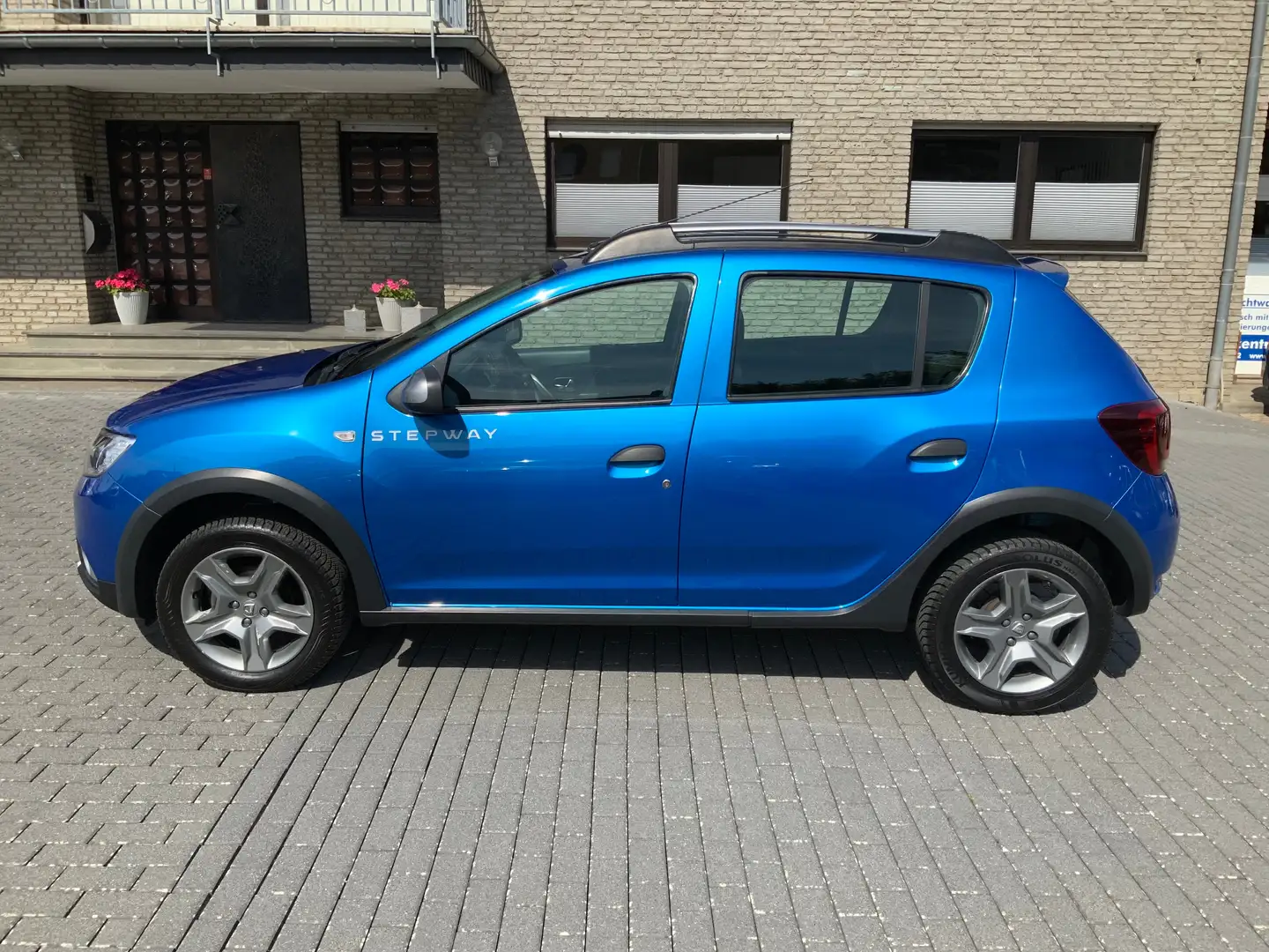 Dacia Sandero Stepway Prestige Blau - 2