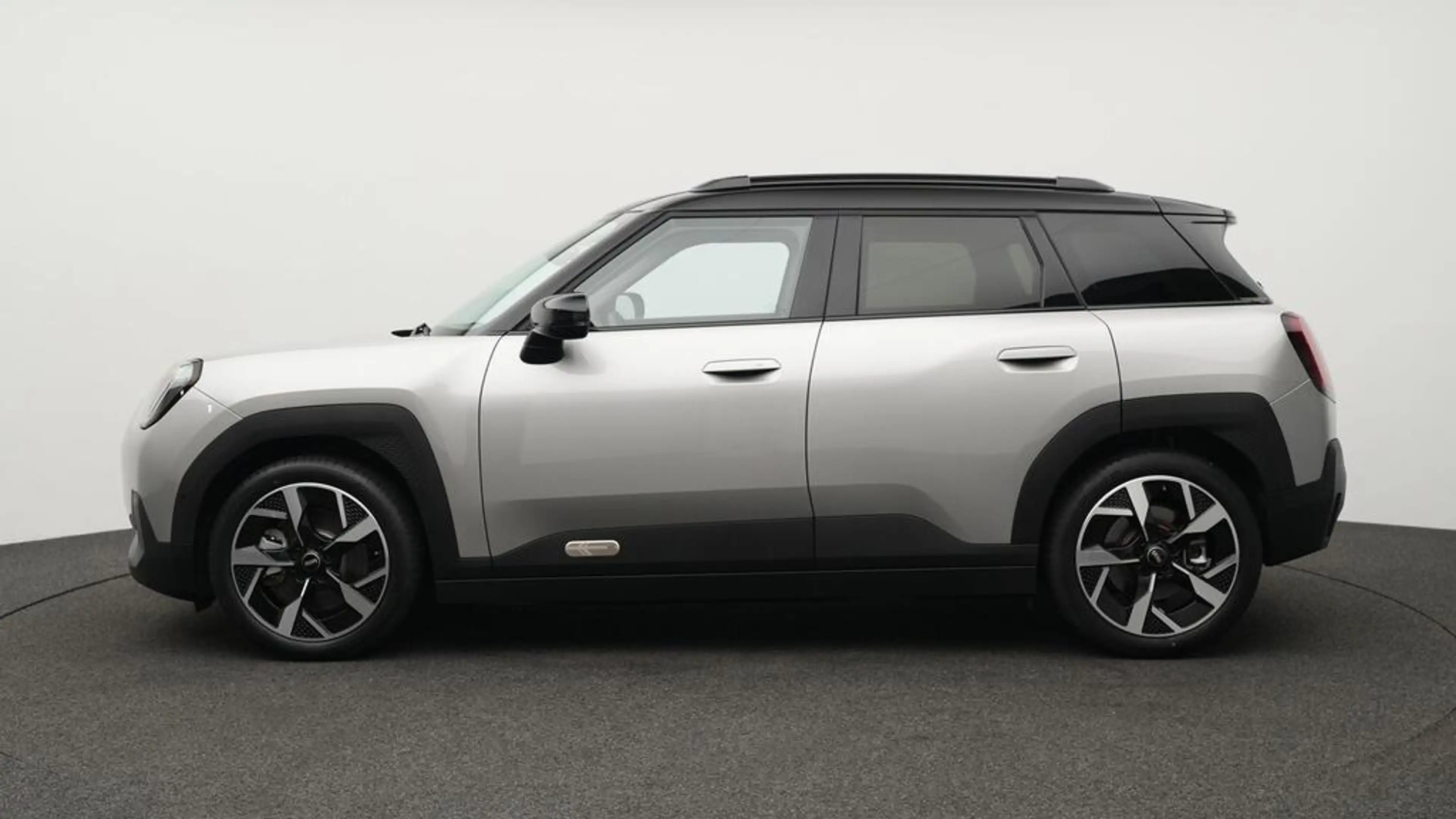 MINI Aceman Classic Trim — photo 3