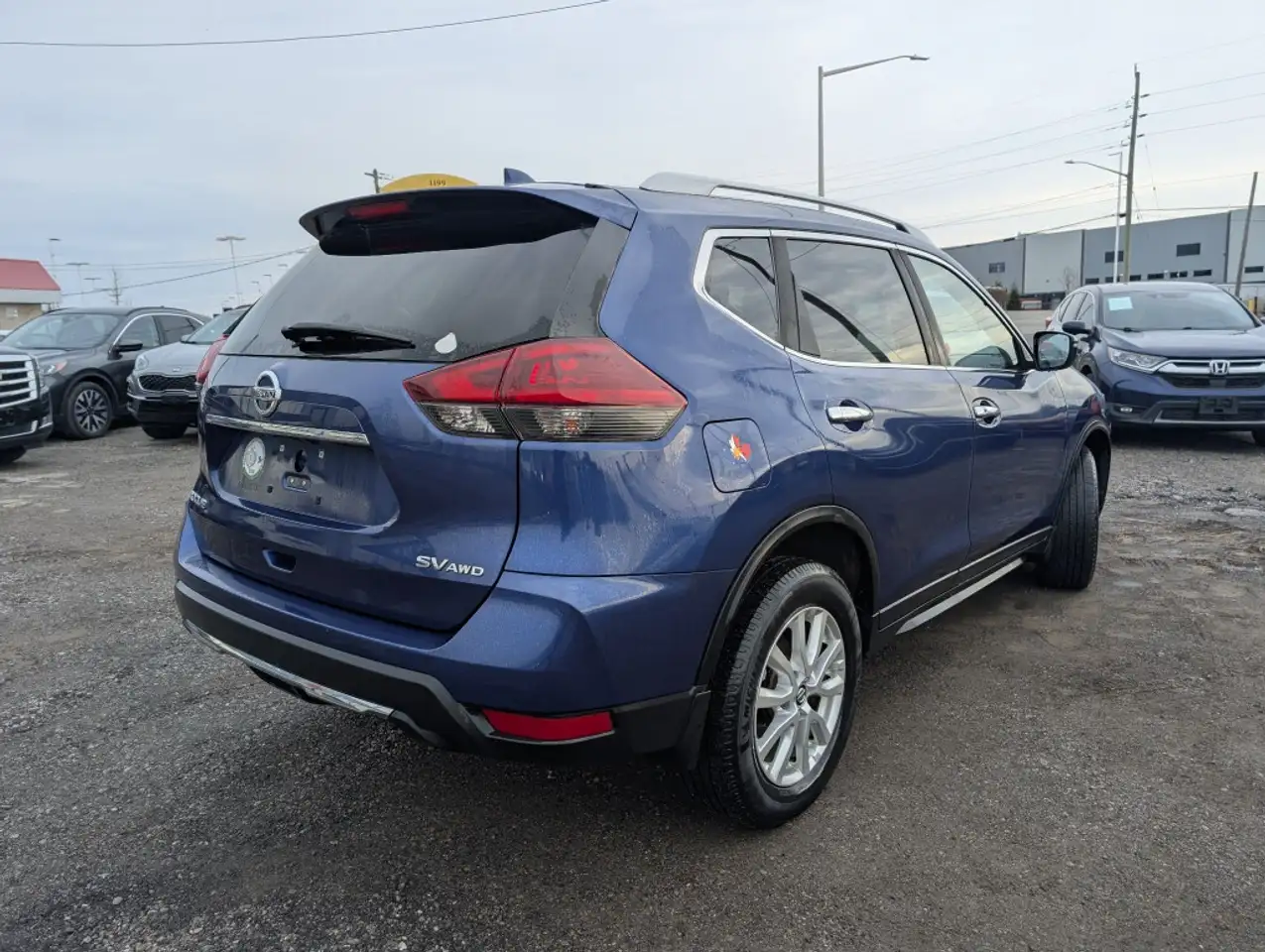 Nissan Rogue снимка Nissan Rogue