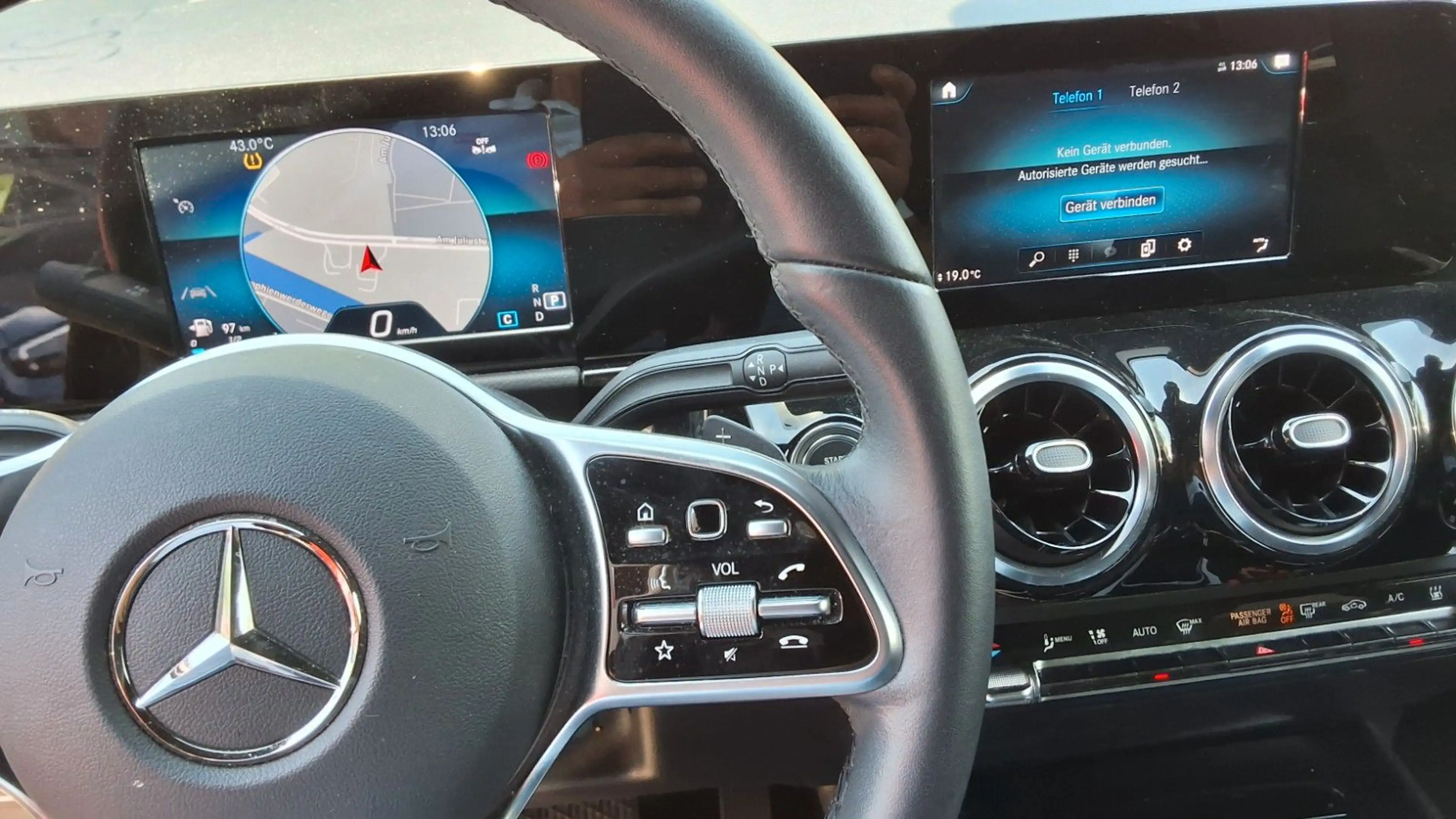 Mercedes-Benz GLA 220 d Progressive leder,Navigation,Automatik — photo 13