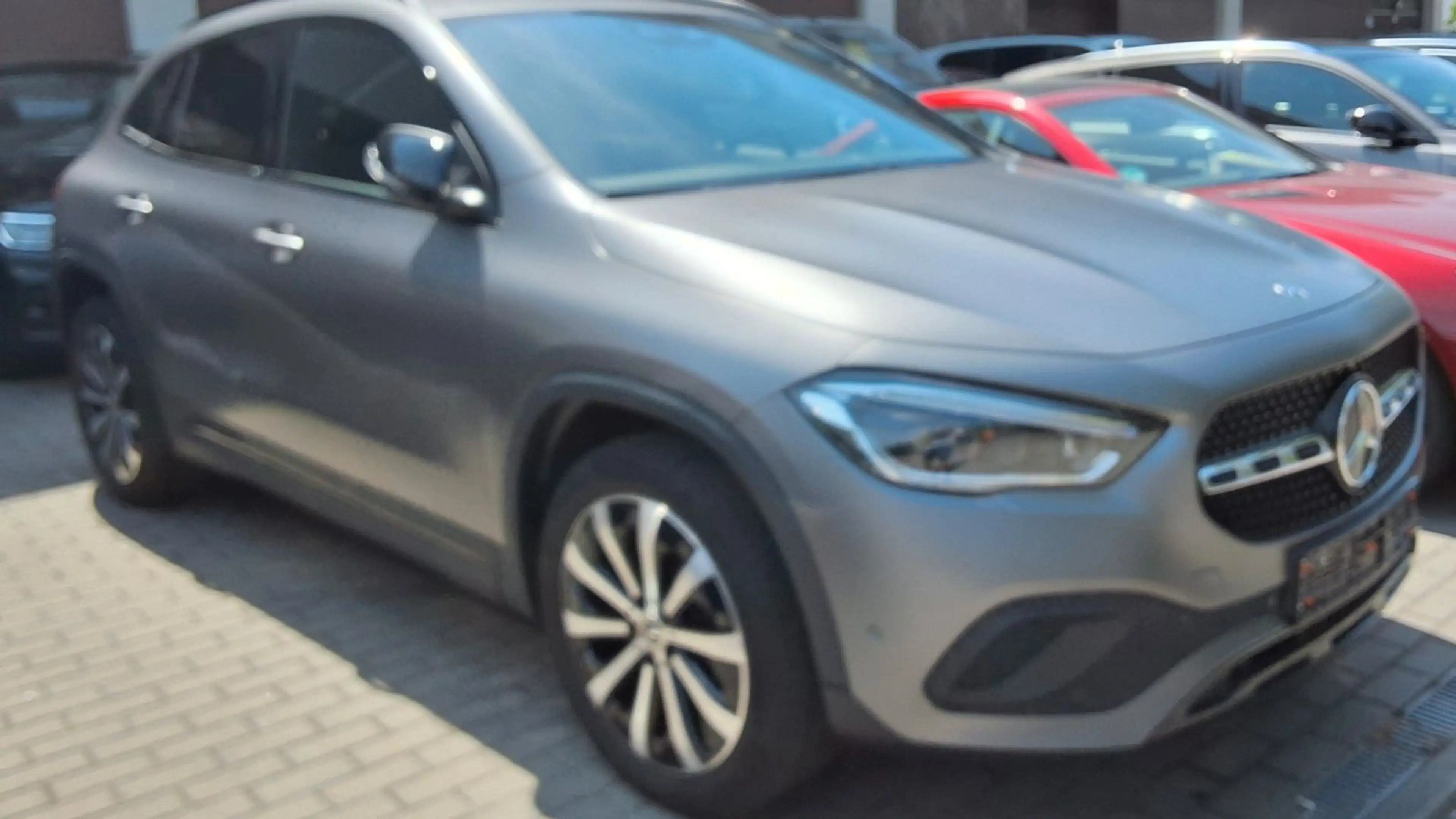 Mercedes-Benz GLA 220 d Progressive leder,Navigation,Automatik — photo 2