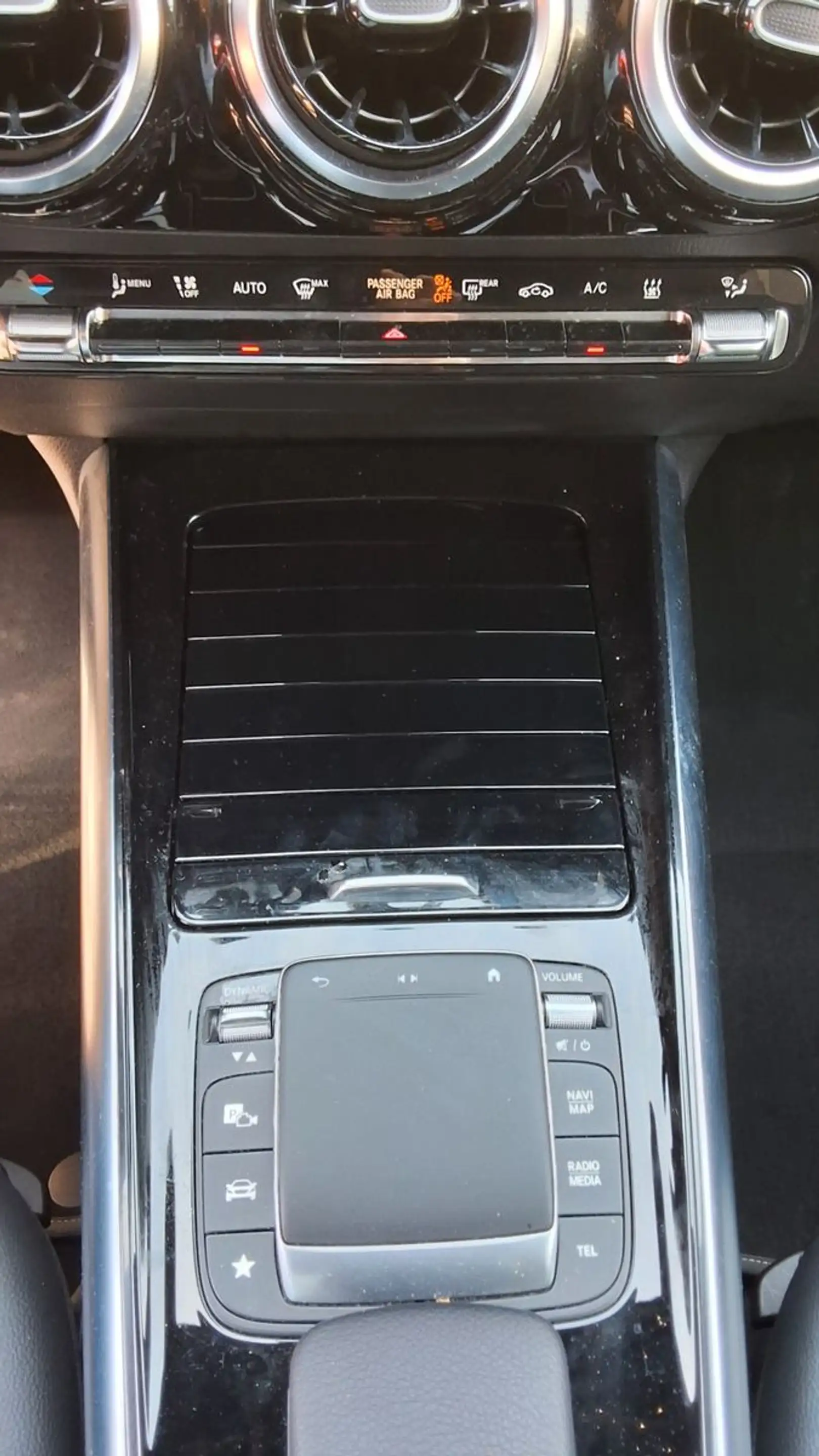 Mercedes-Benz GLA 220 d Progressive leder,Navigation,Automatik — photo 12