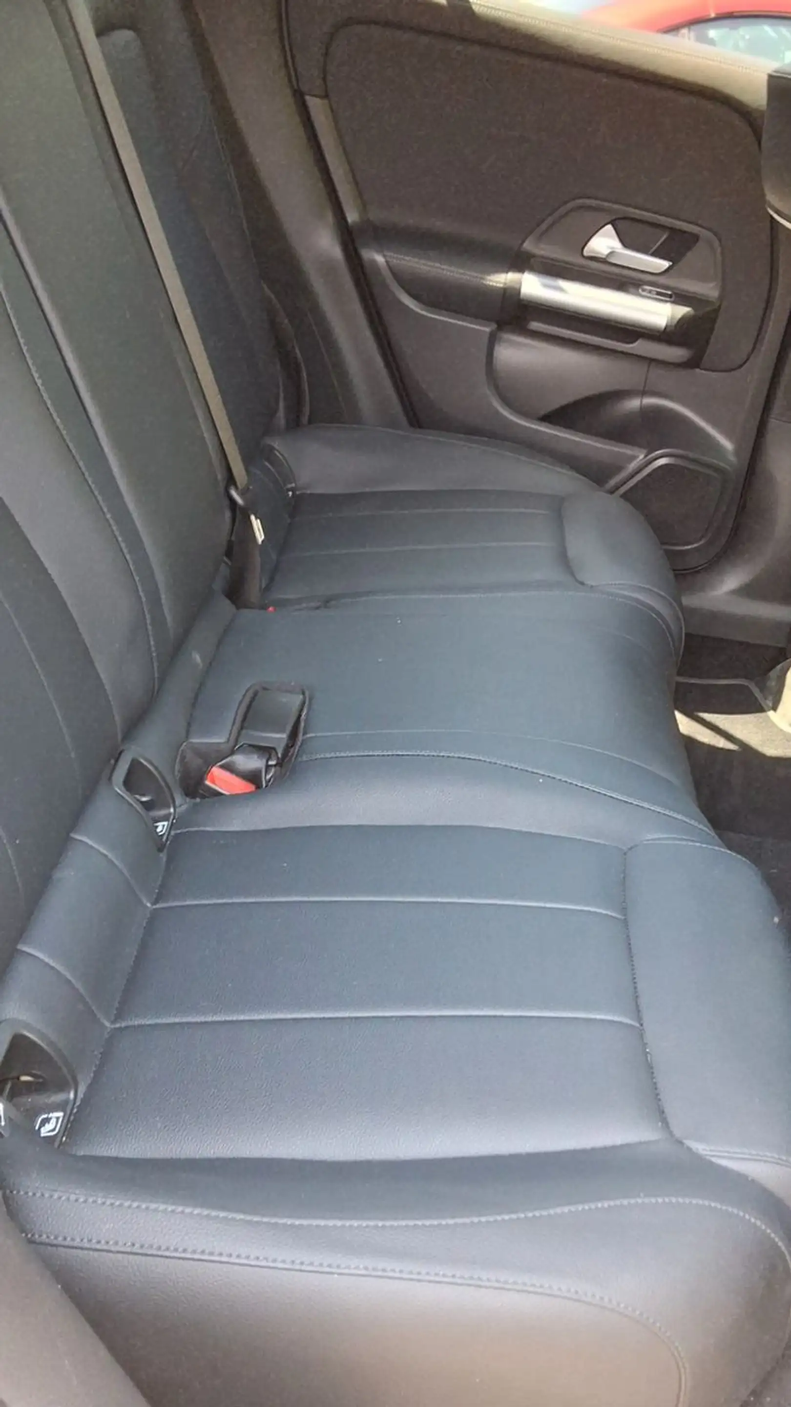 Mercedes-Benz GLA 220 d Progressive leder,Navigation,Automatik — photo 8