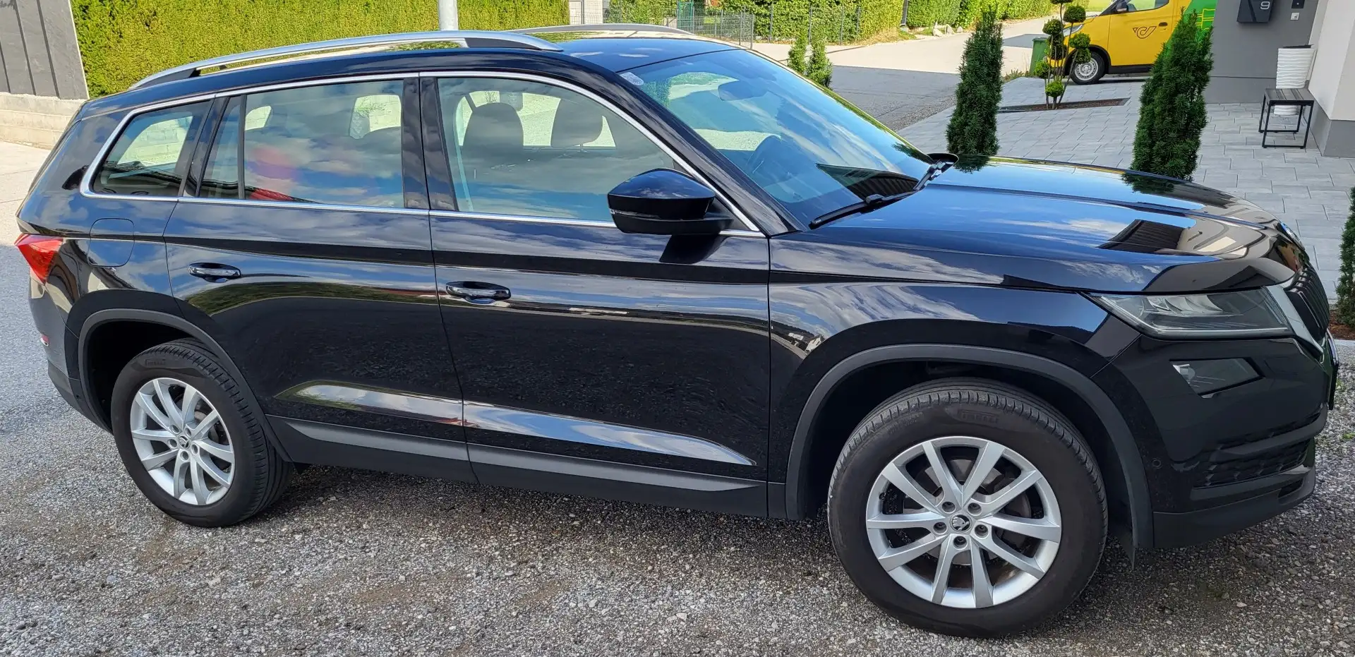 Skoda Kodiaq 2,0 TDI SCR 4x4 Style Limited Schwarz - 2