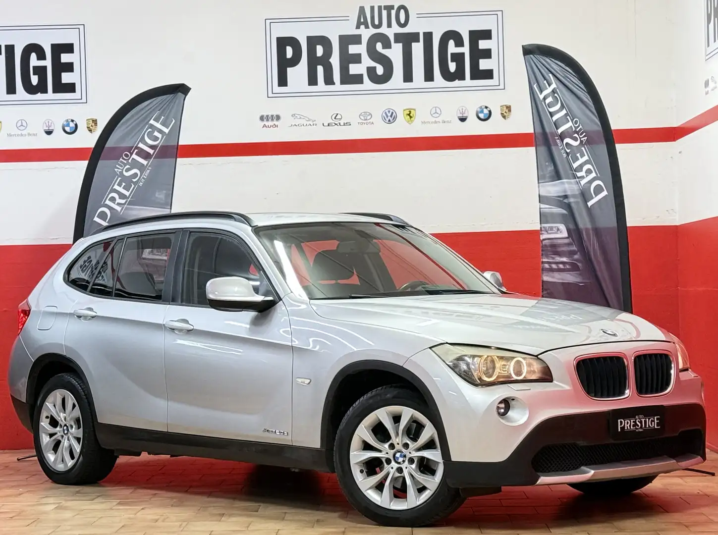 BMW X1 X1 xdrive20D Gris - 1