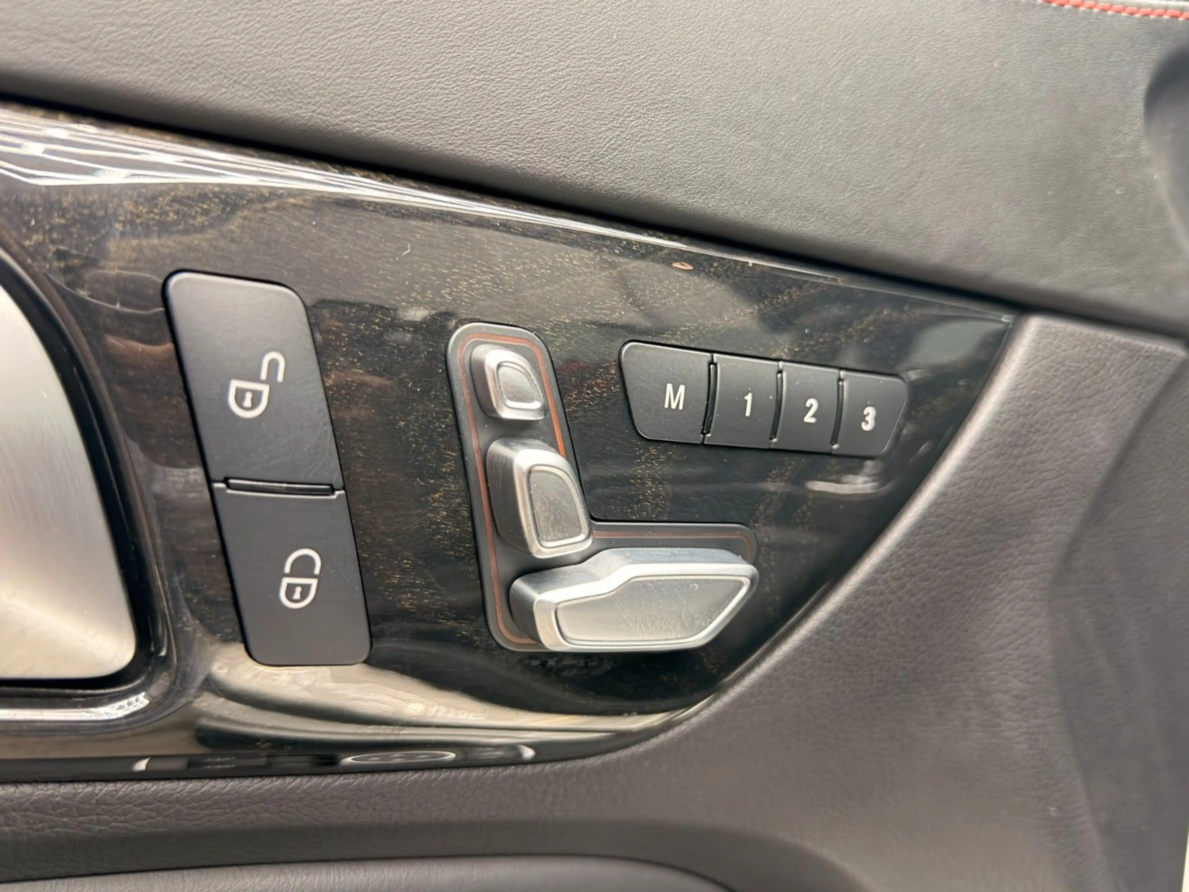 Mercedes-Benz SLC 43 AMG *Pano*MagicSky*Night*H&K*Airscarf*RFK* — photo 13