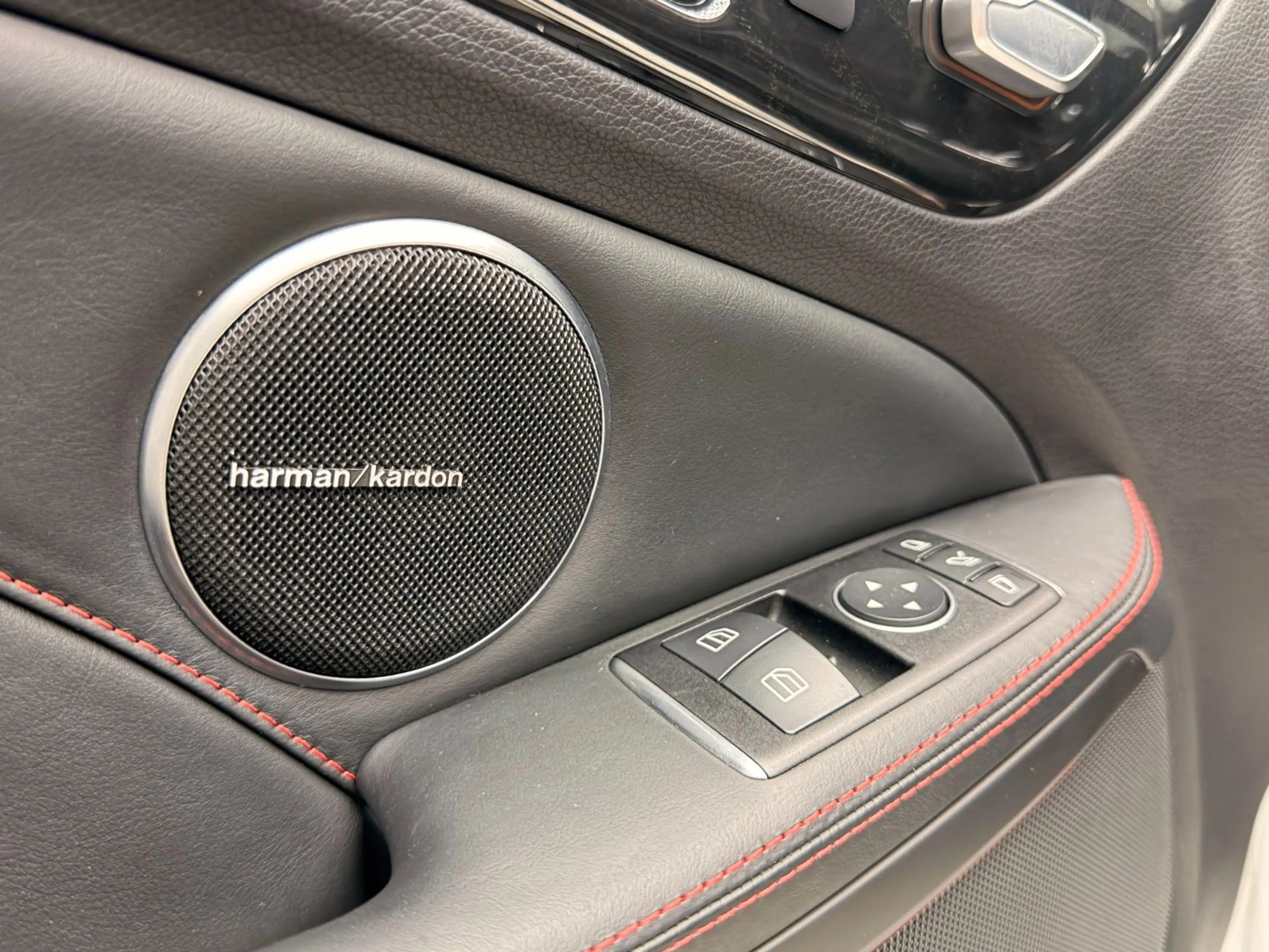 Mercedes-Benz SLC 43 AMG *Pano*MagicSky*Night*H&K*Airscarf*RFK* — photo 12