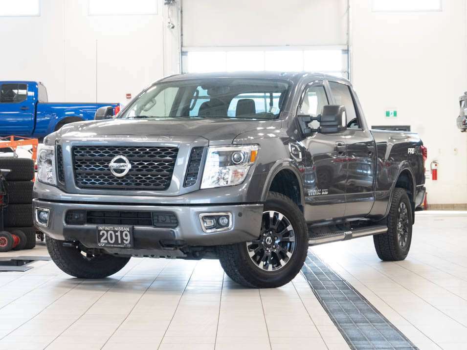 2019 Nissan Titan PRO-4X Crew Cab 4WD