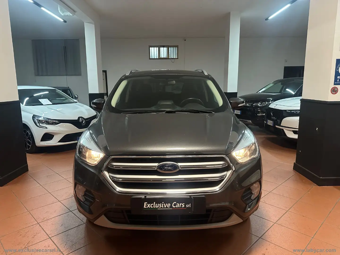 Ford Kuga 1.5 EcoBoost 120CV S&S 2WD Business NEOPATENTATI Grigio - 2