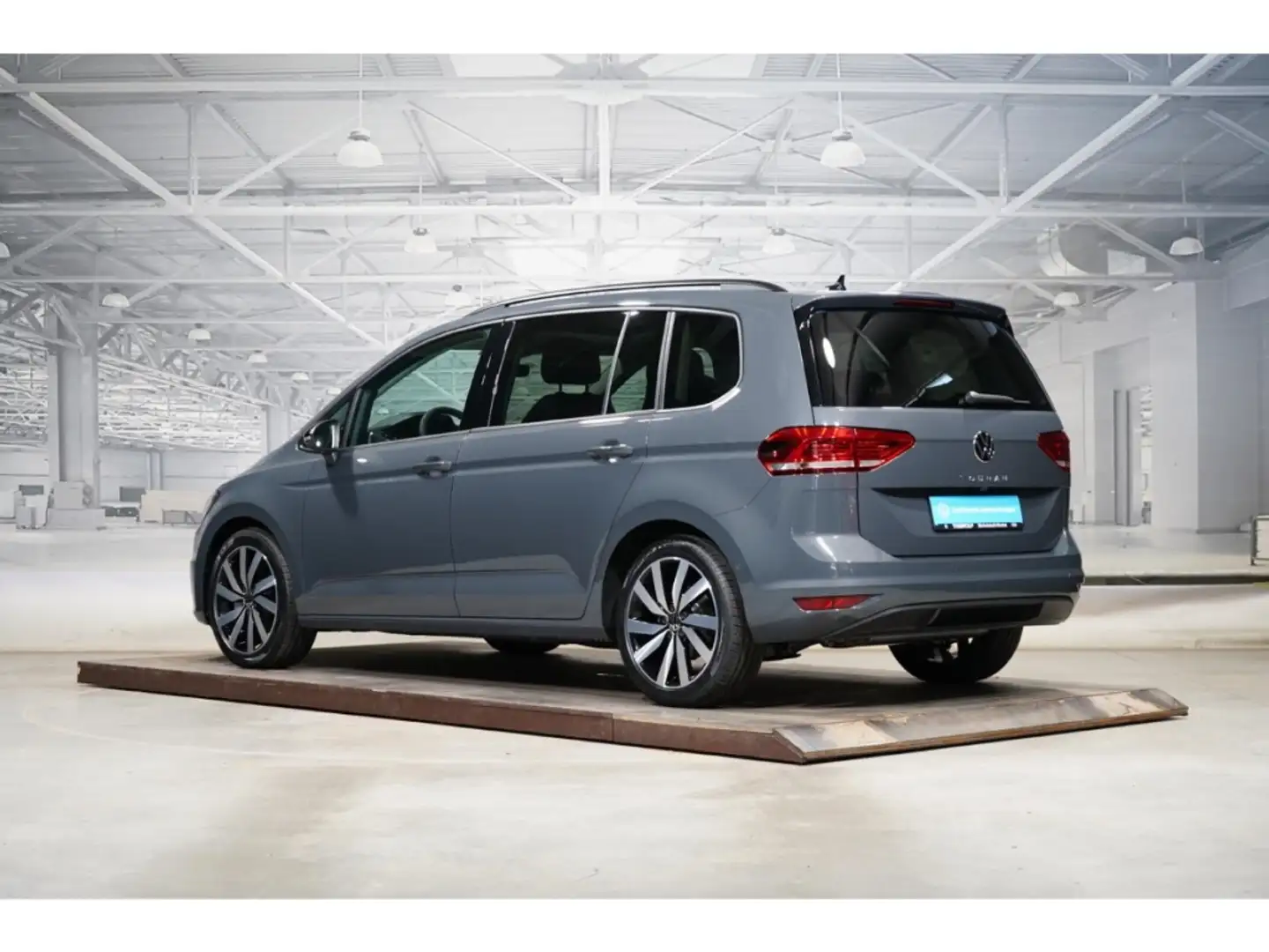 Volkswagen Touran Highline 1.5 TSI OPF DSG Black Style Grau - 2