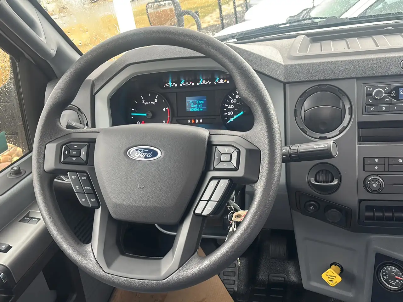 Ford F-650 Super Duty снимка Ford F-650 Super Duty