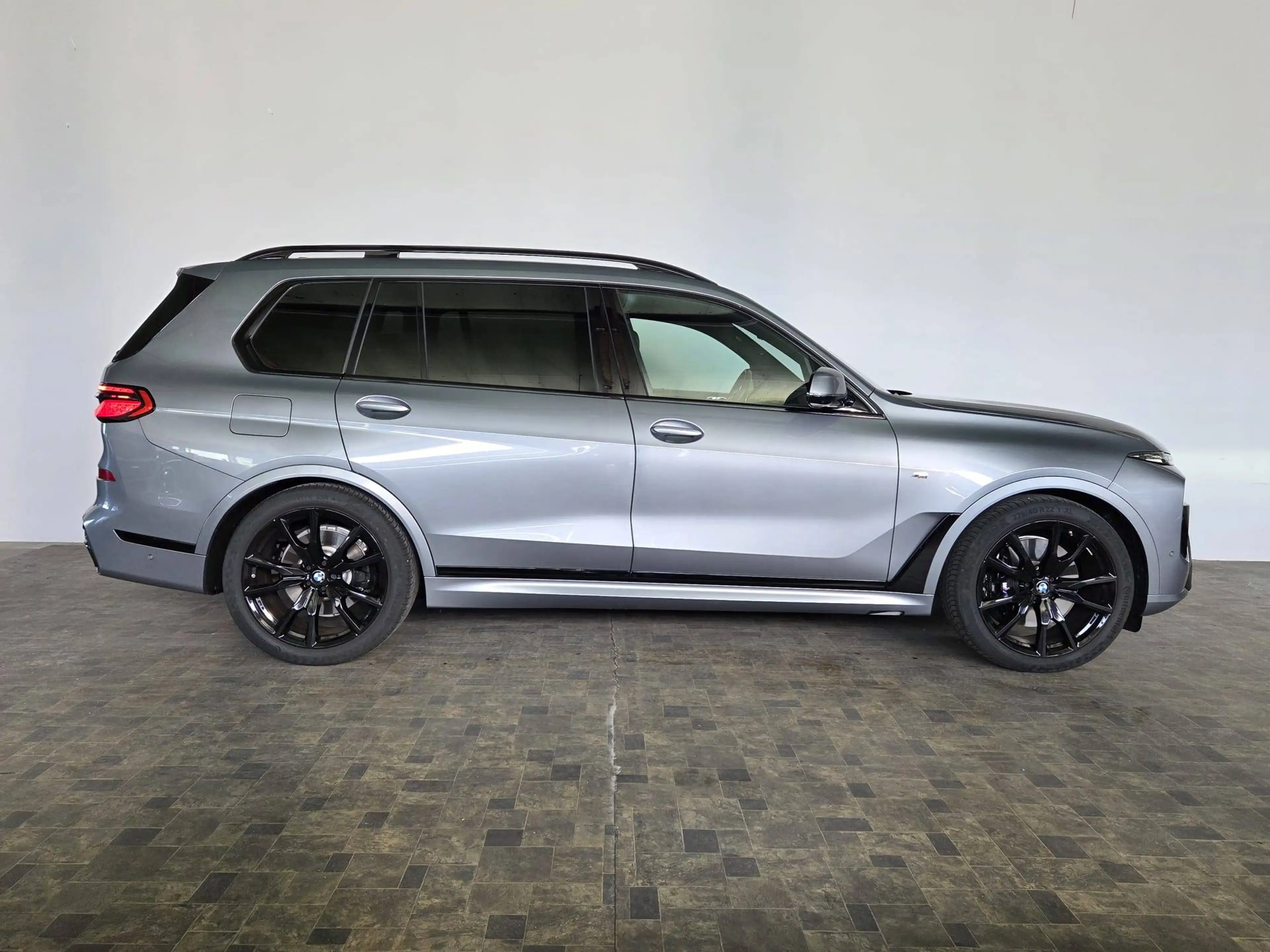 BMW X7 xDrive 40 d M Sport, 7 Sitzer, AHK, inkl. Service/Inspek. Paket 5 Jahre