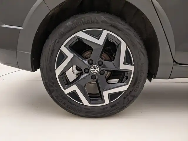 Volkswagen Taigo view 9